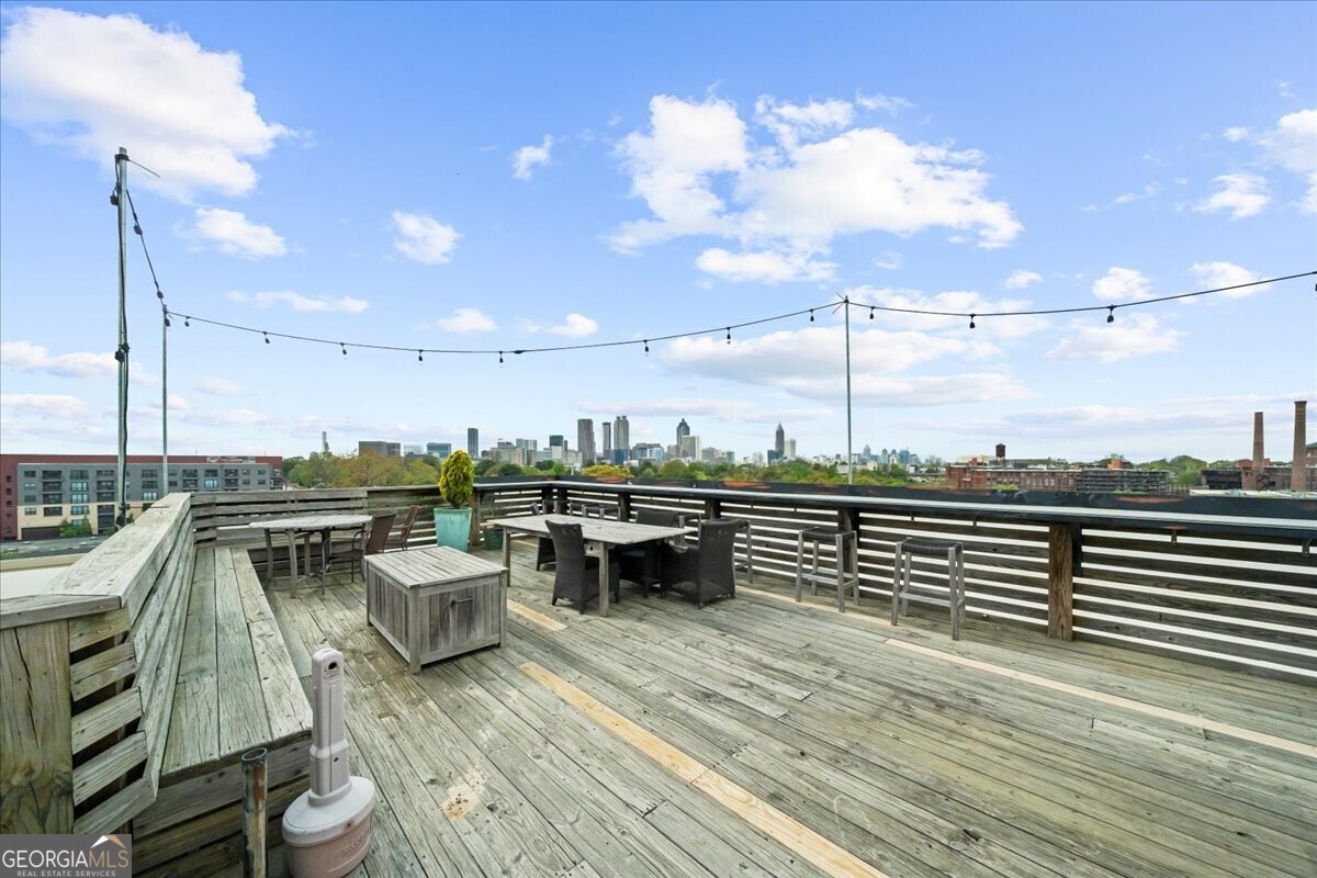563 Memorial Drive Se # 504 Property Photo 35
