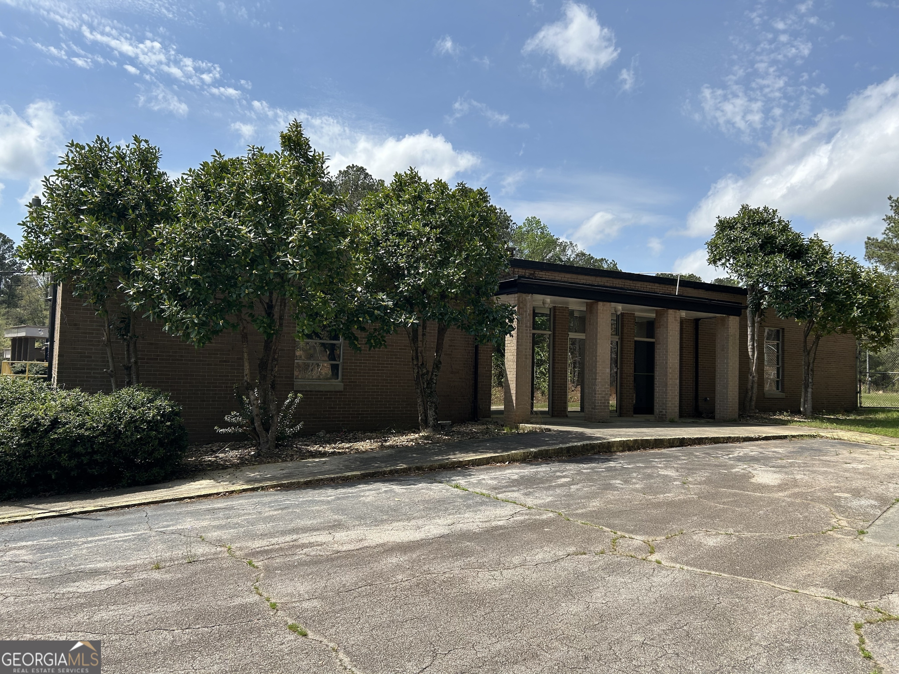 304 Fort Drive Property Photo