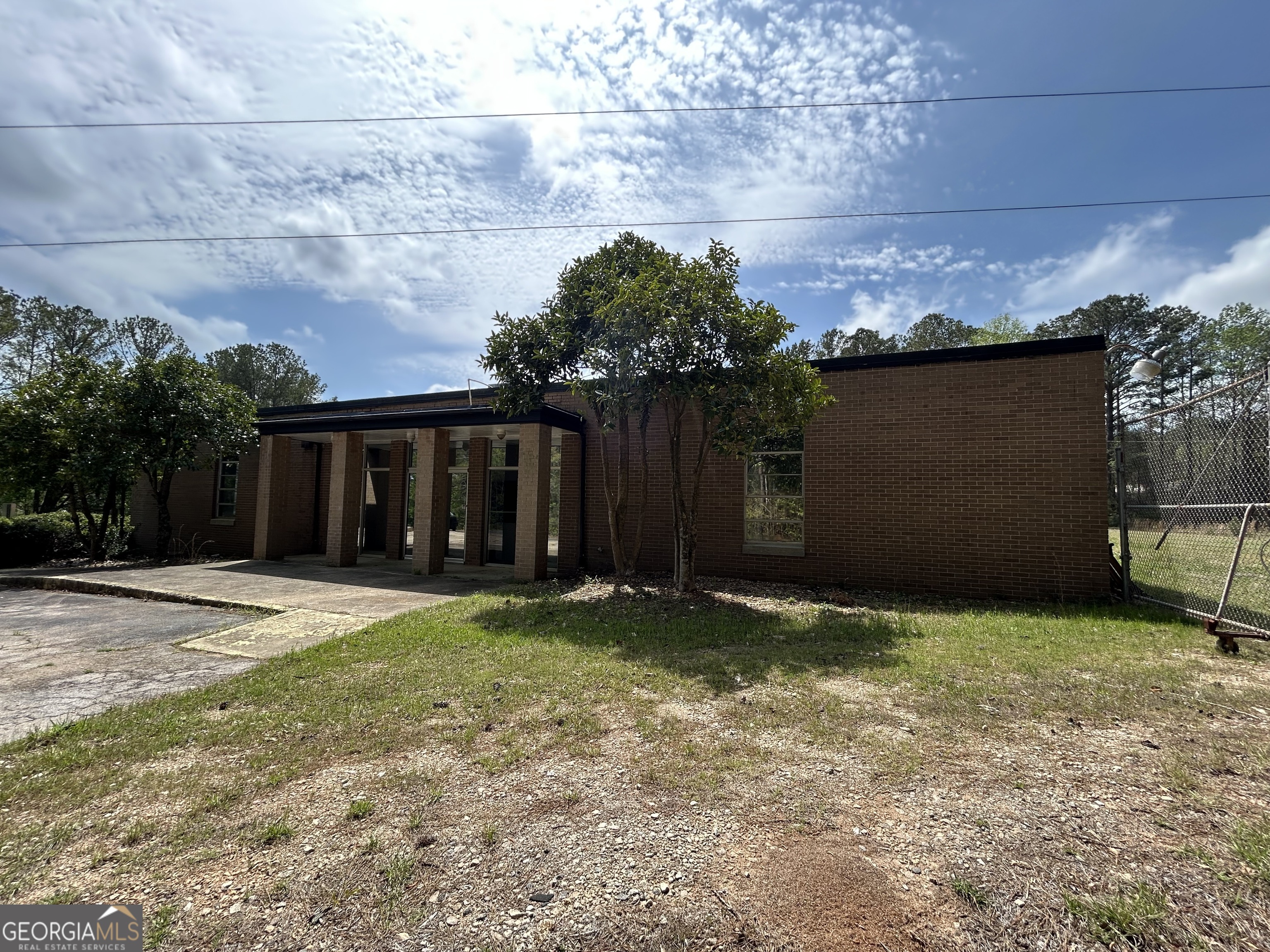 304 Fort Drive Property Photo 6