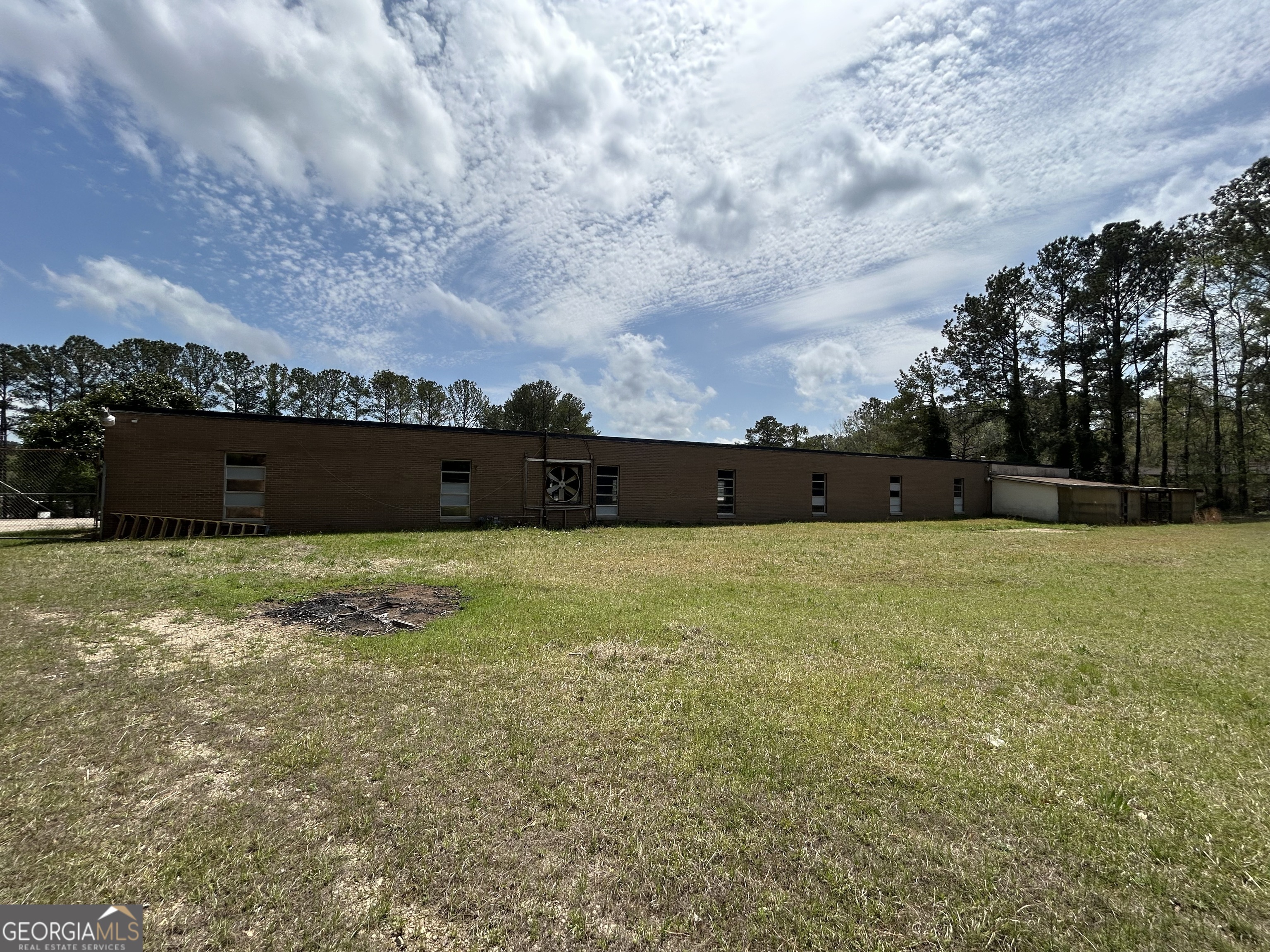 304 Fort Drive Property Photo 7