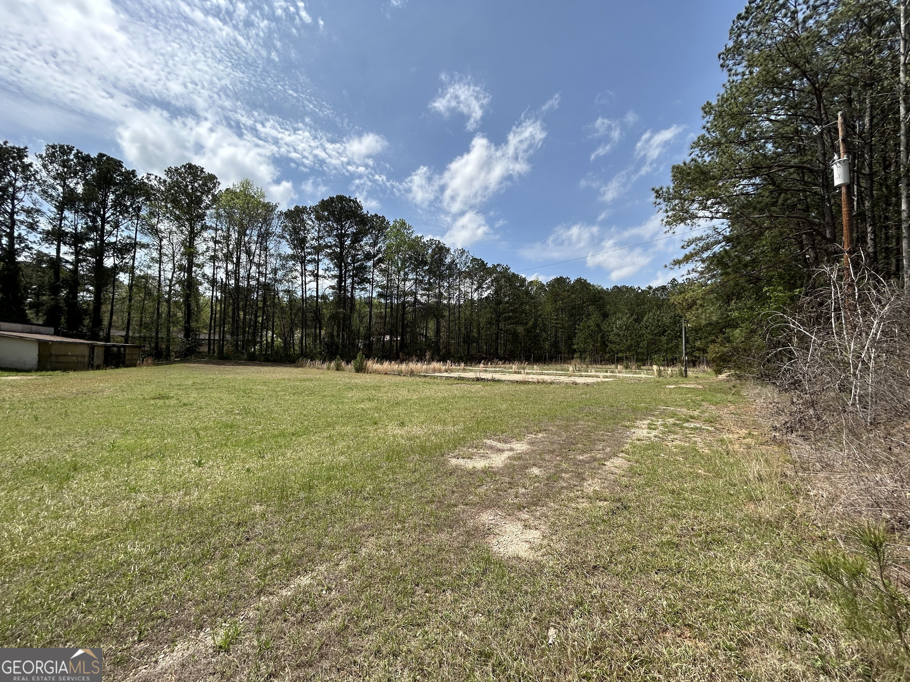 304 Fort Drive Property Photo 8