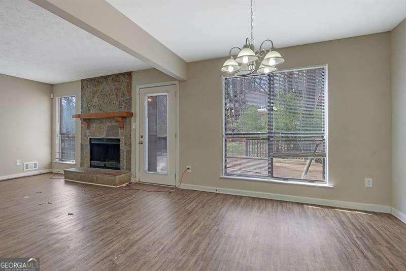 585 Lake Drive Property Photo 5