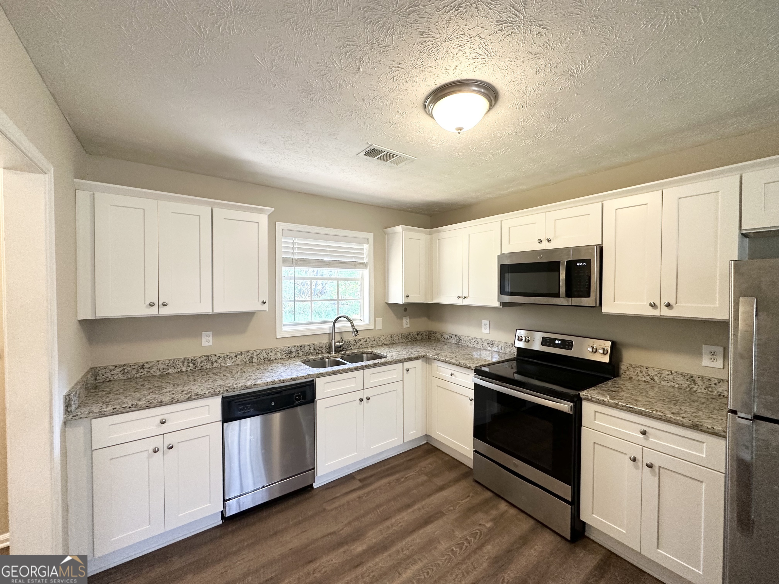 4992 Needle Knob Court Property Photo 7
