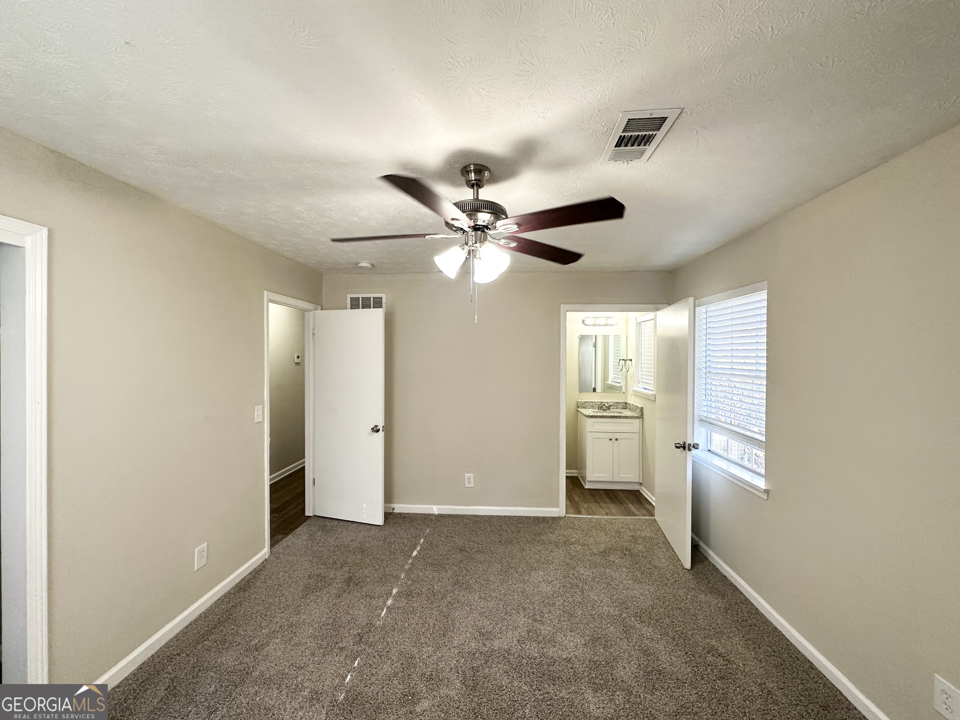 4992 Needle Knob Court Property Photo 14