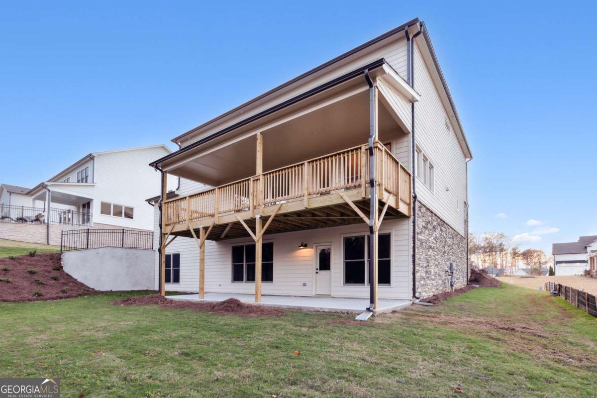 2340 Ellis Mountain Drive Property Photo 4