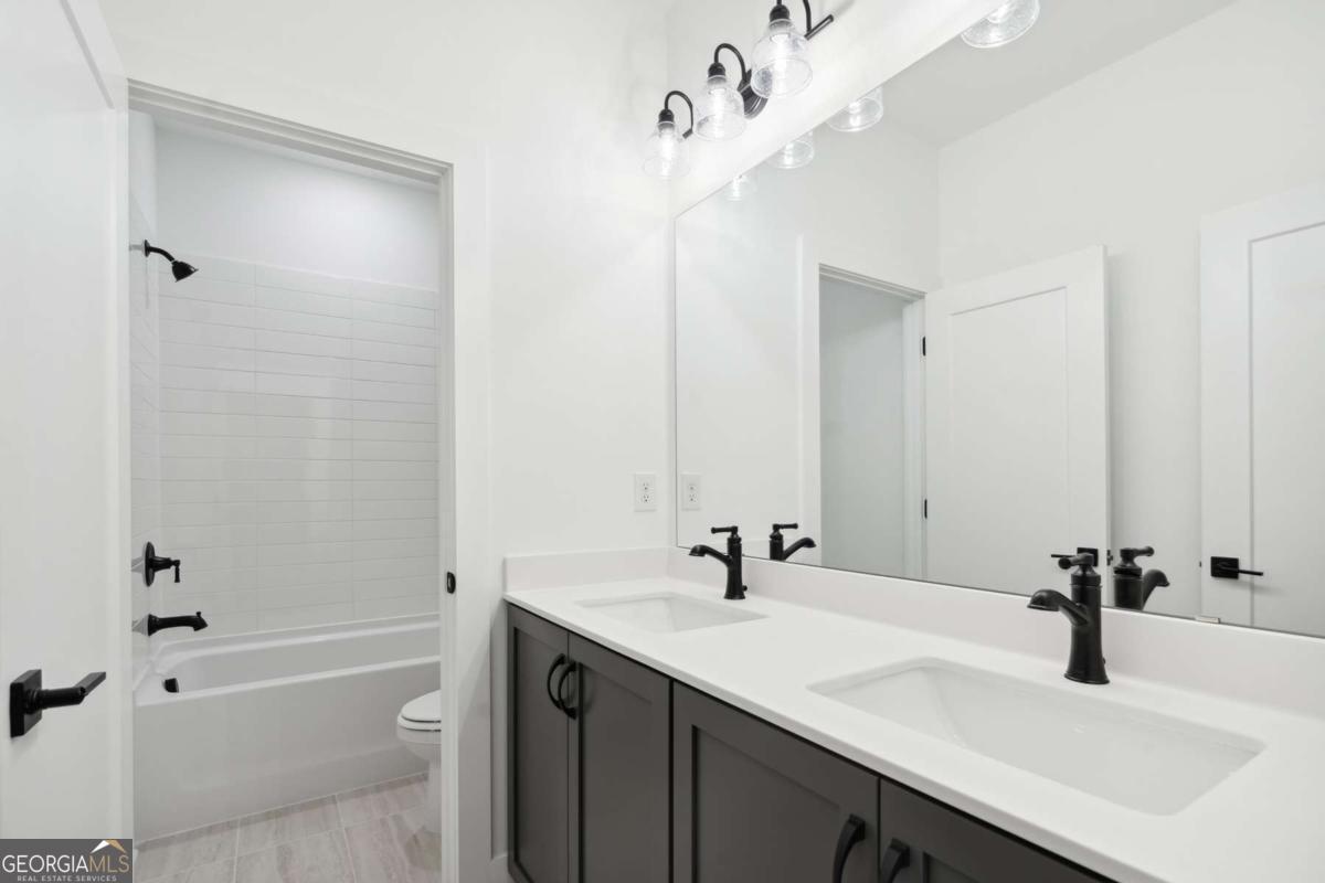 2340 Ellis Mountain Drive Property Photo 29
