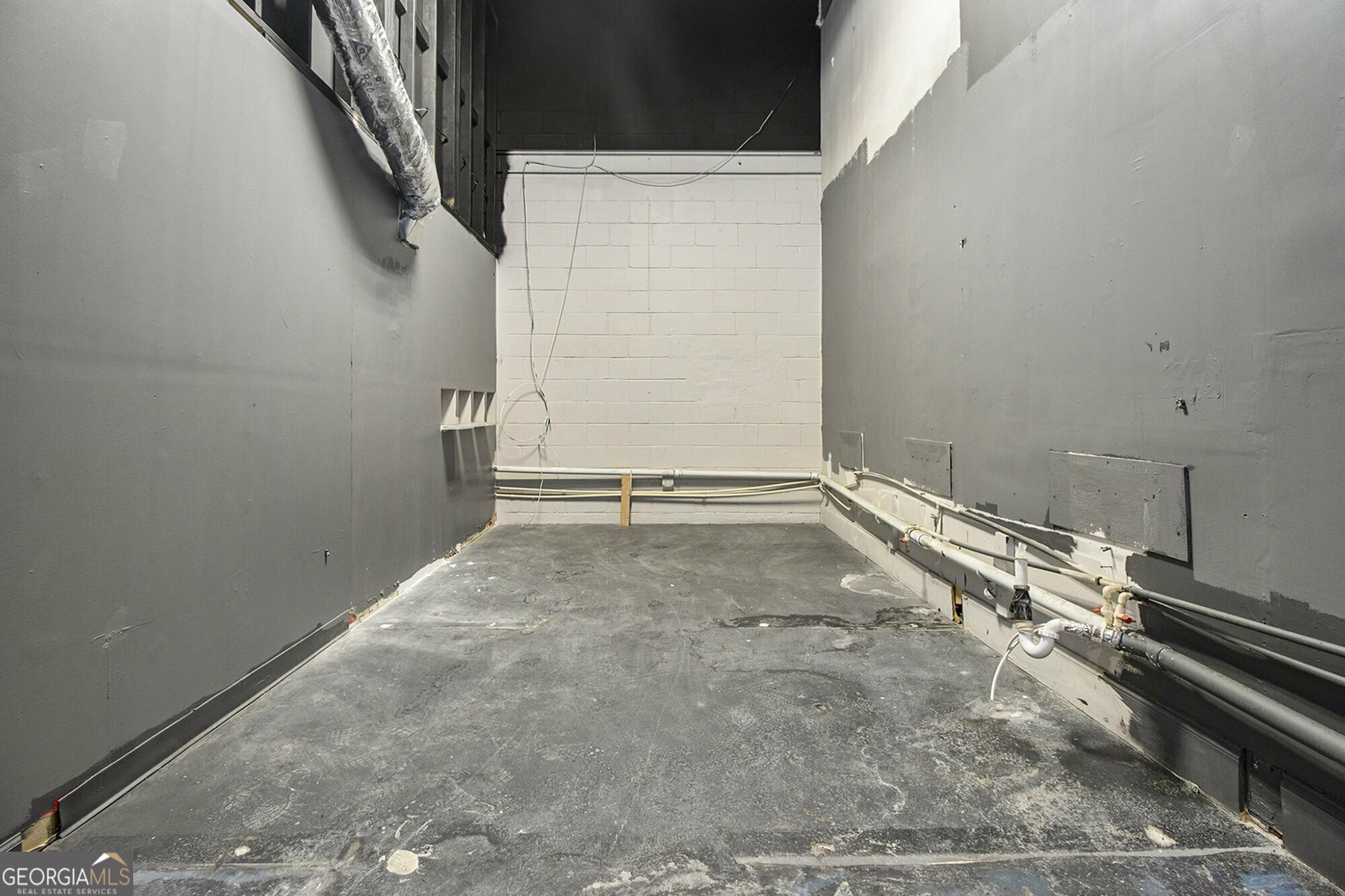 809 Hollywood Road Nw # C Property Photo 4