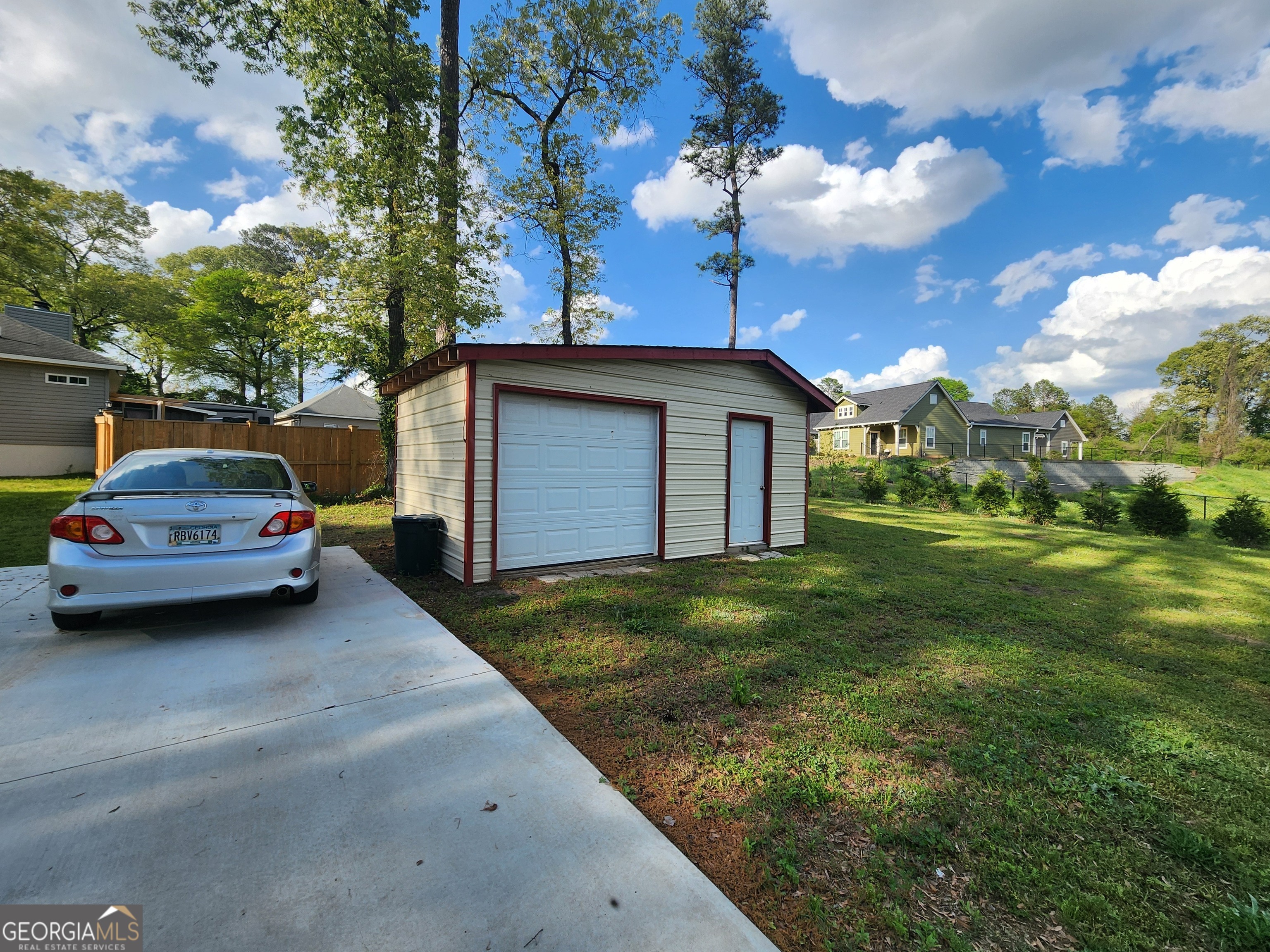 1120 Kathryn Ryals Road Property Photo 3