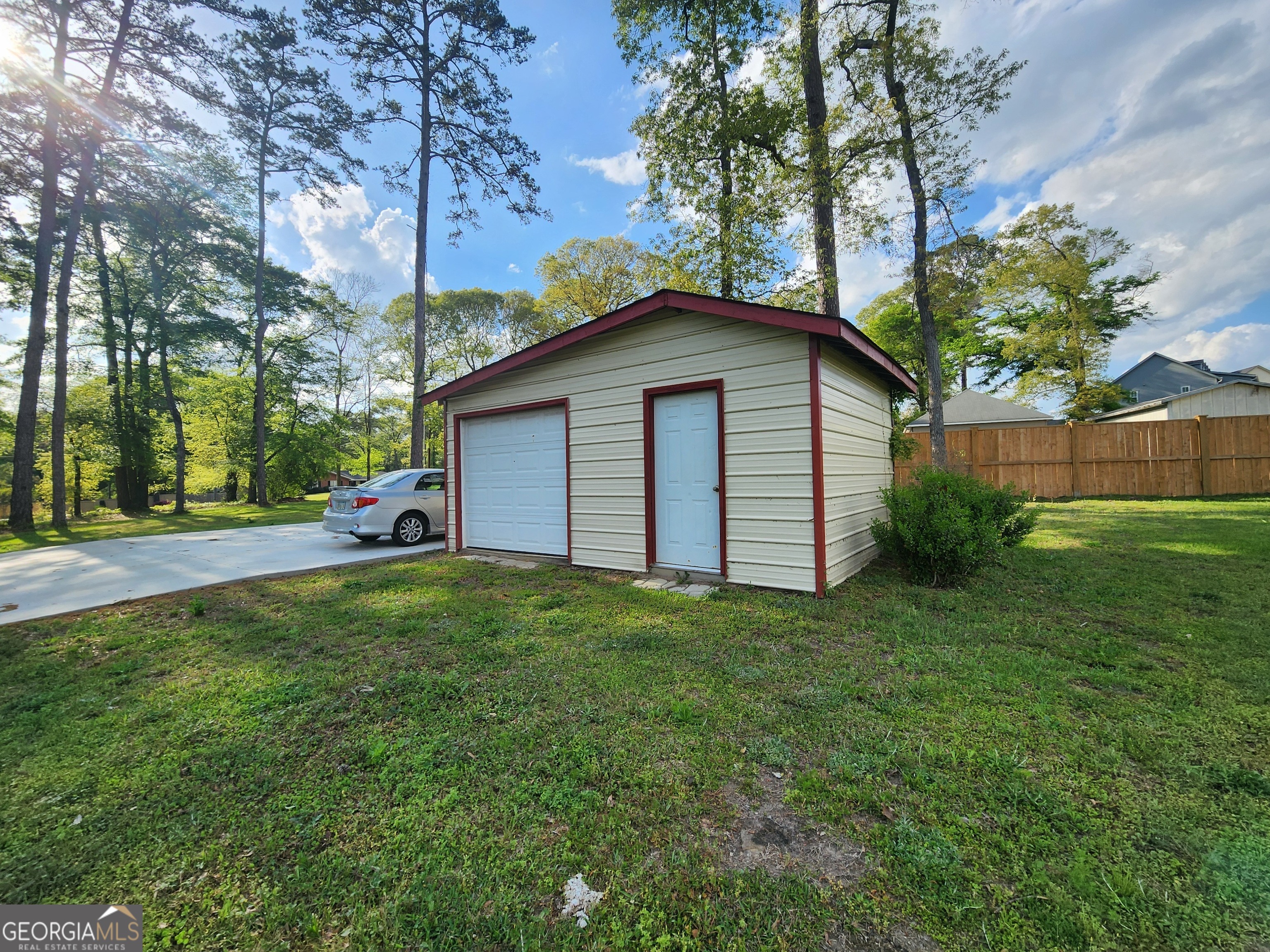 1120 Kathryn Ryals Road Property Photo 4