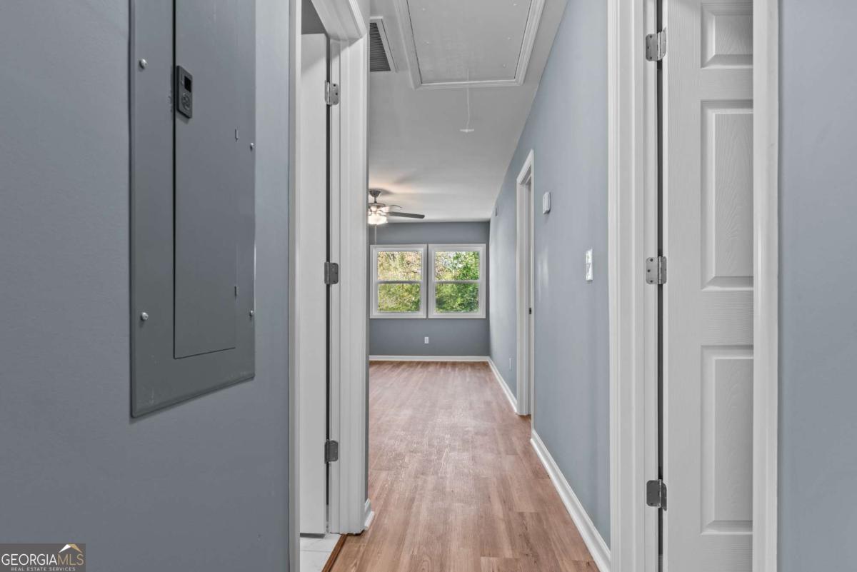 215 Hunter Street Property Photo 25