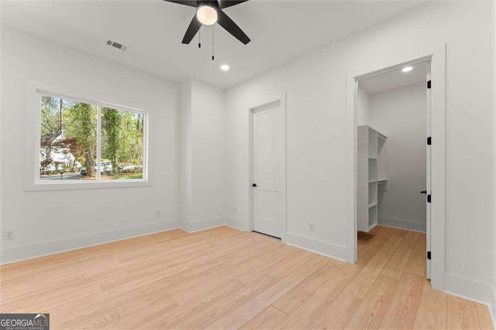 2082 Lyle Avenue Property Photo 30