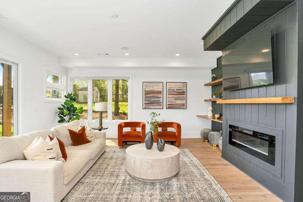 1598 Athens Avenue Sw Property Photo 7