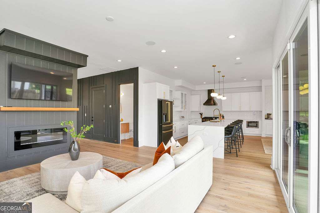1598 Athens Avenue Sw Property Photo 9