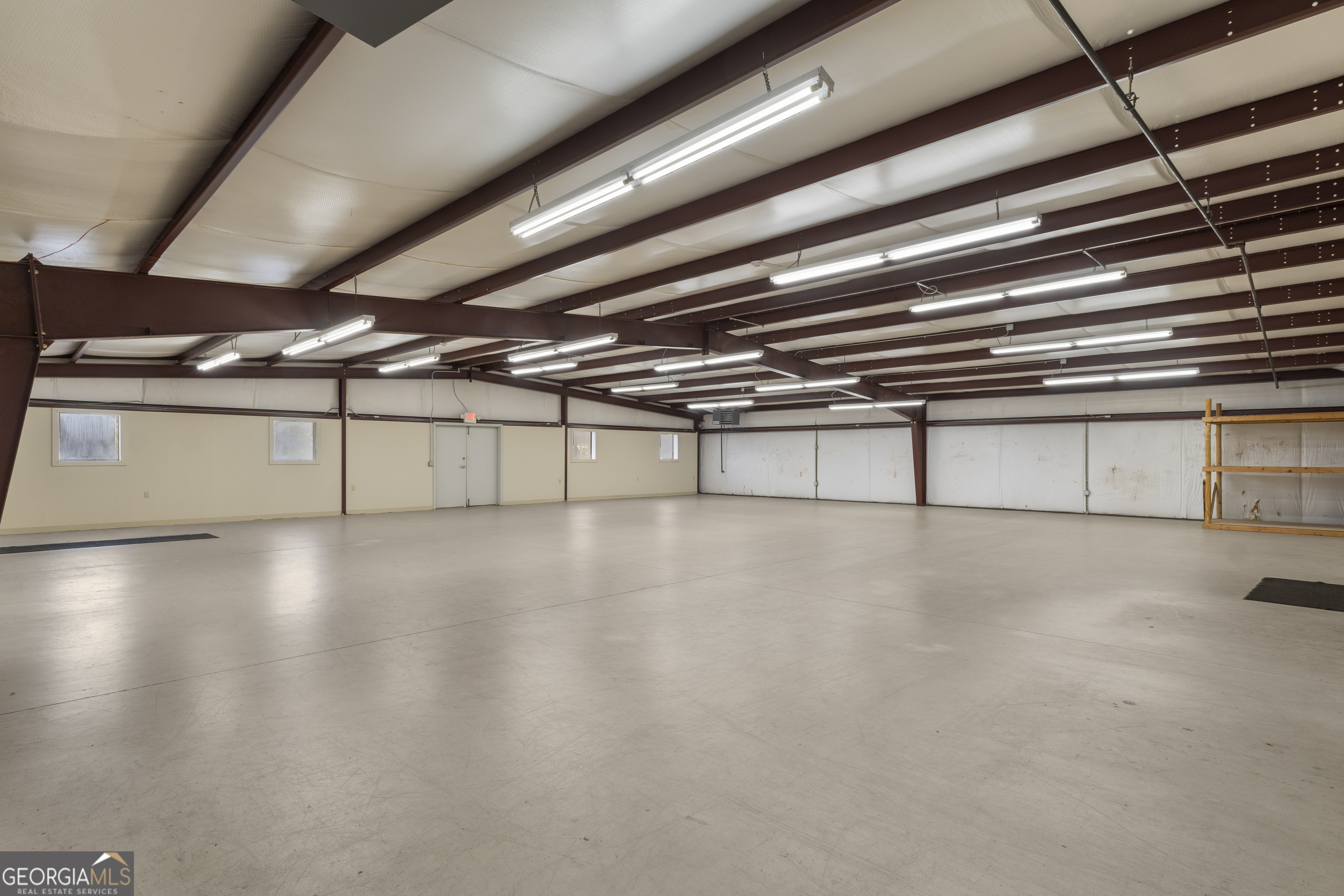 3879 N Expressway Property Photo 25