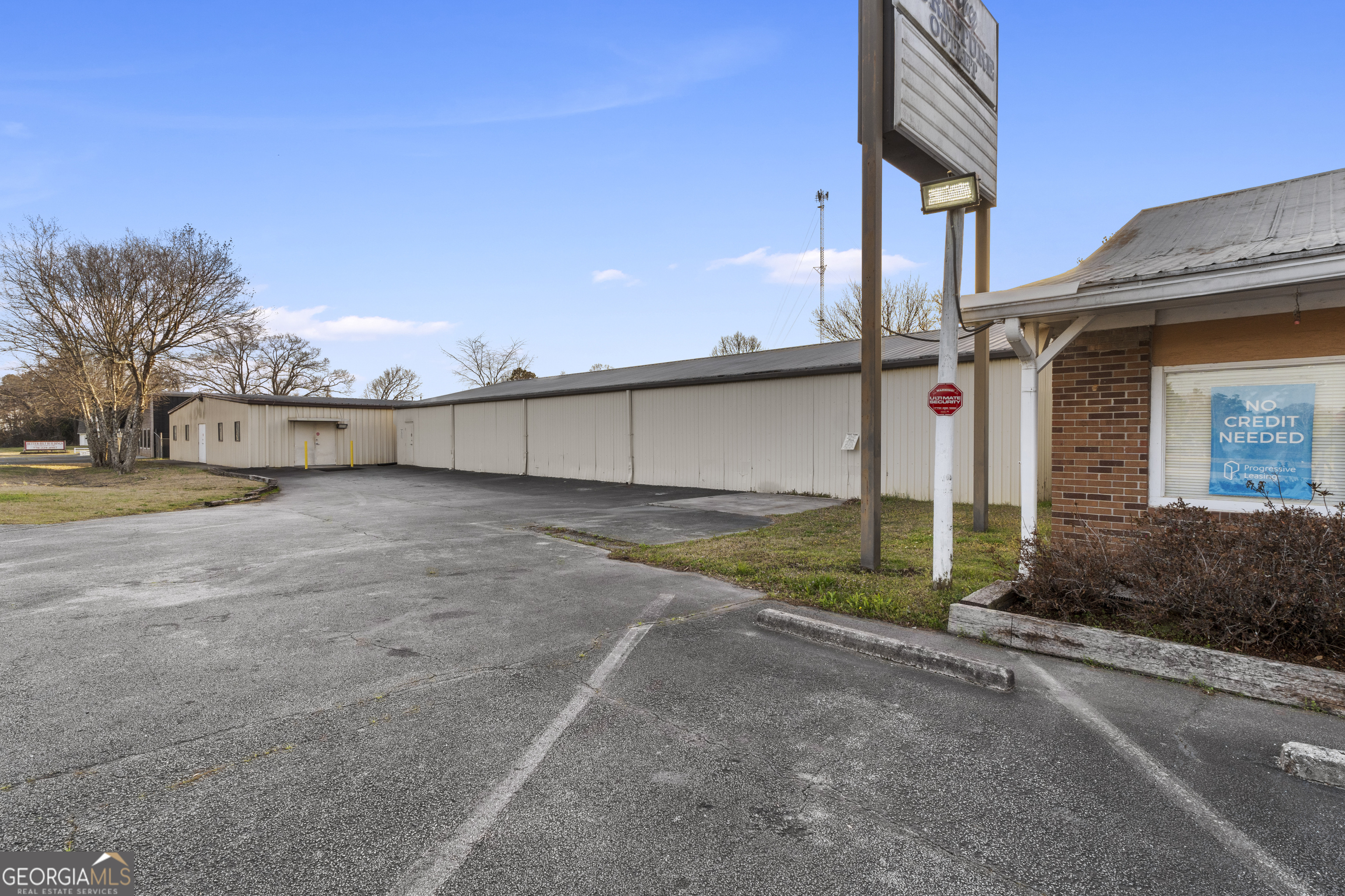 3879 N Expressway Property Photo 29