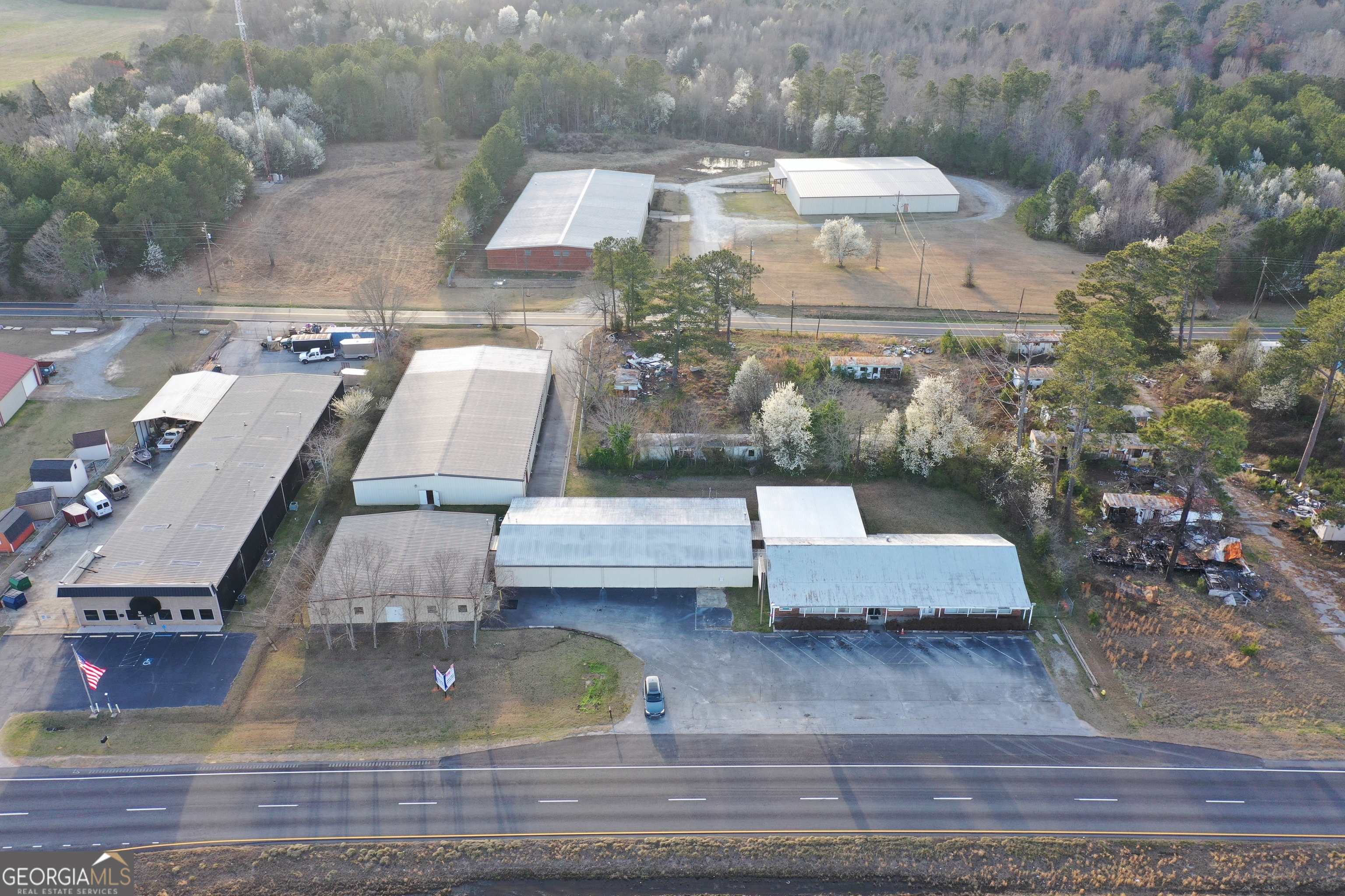 3879 N Expressway Property Photo 32