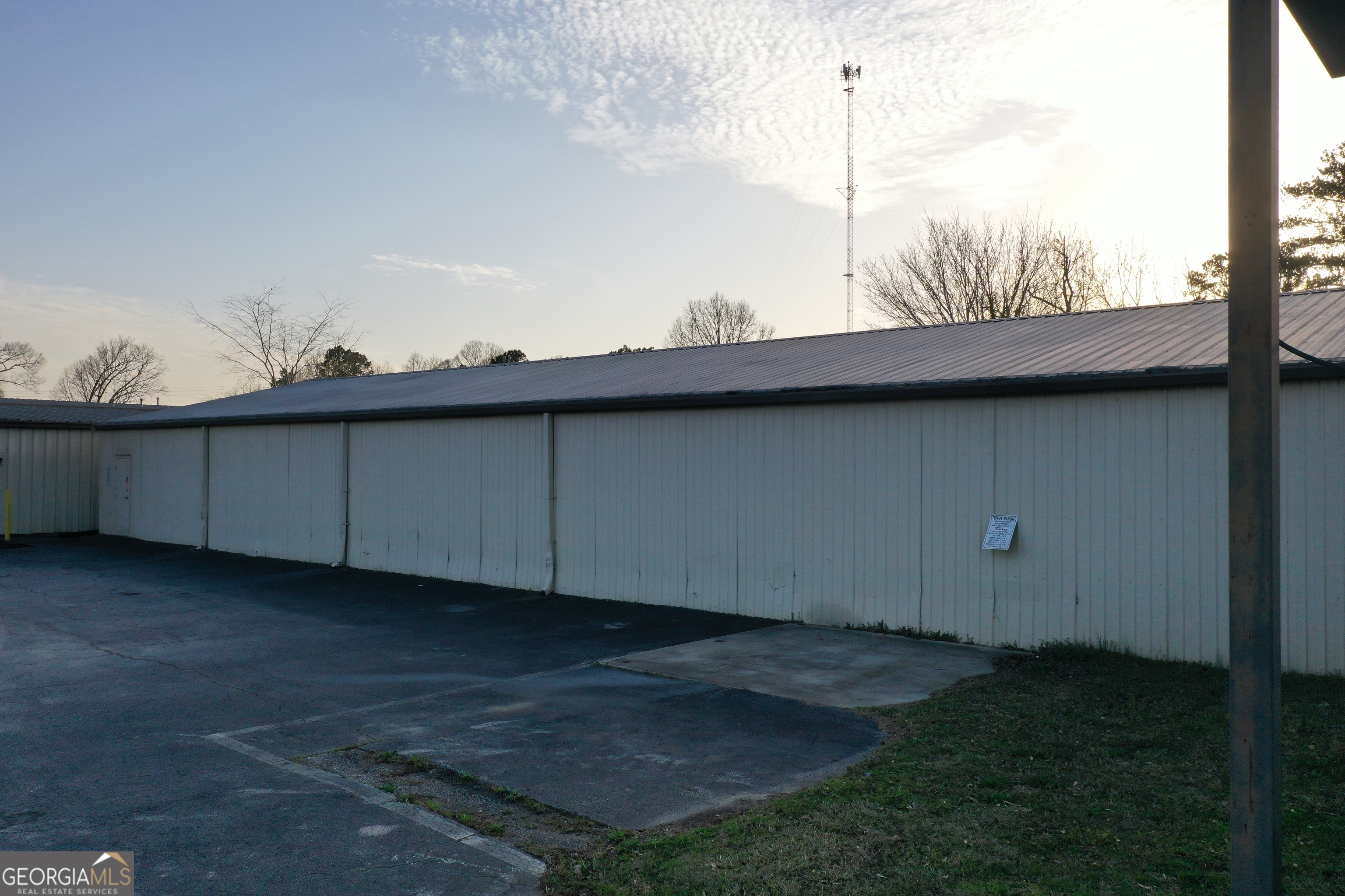 3879 N Expressway Property Photo 48