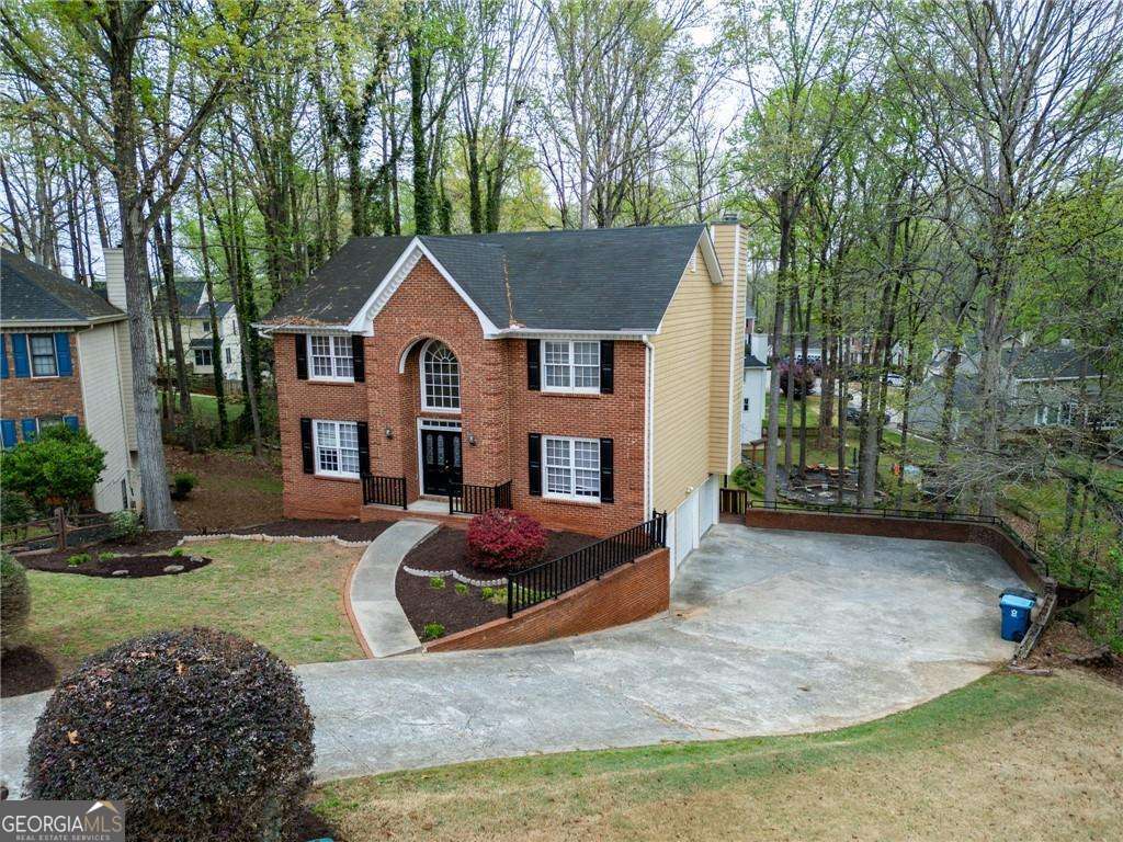 1810 Talbot Court Property Photo 2
