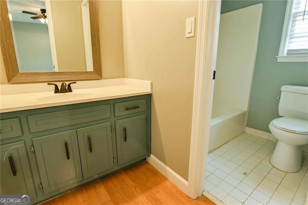 1810 Talbot Court Property Photo 22