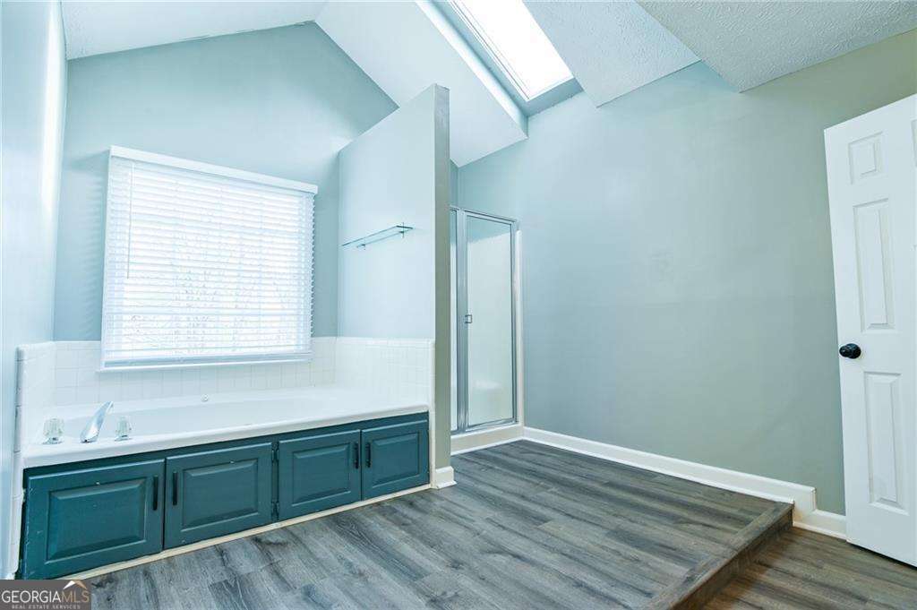 1810 Talbot Court Property Photo 28