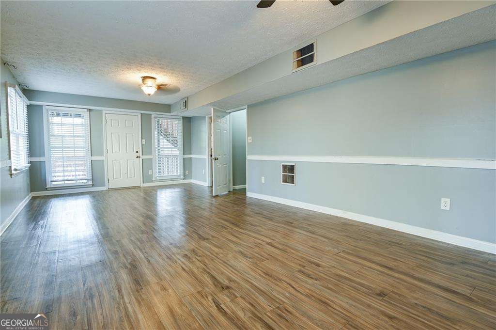 1810 Talbot Court Property Photo 30