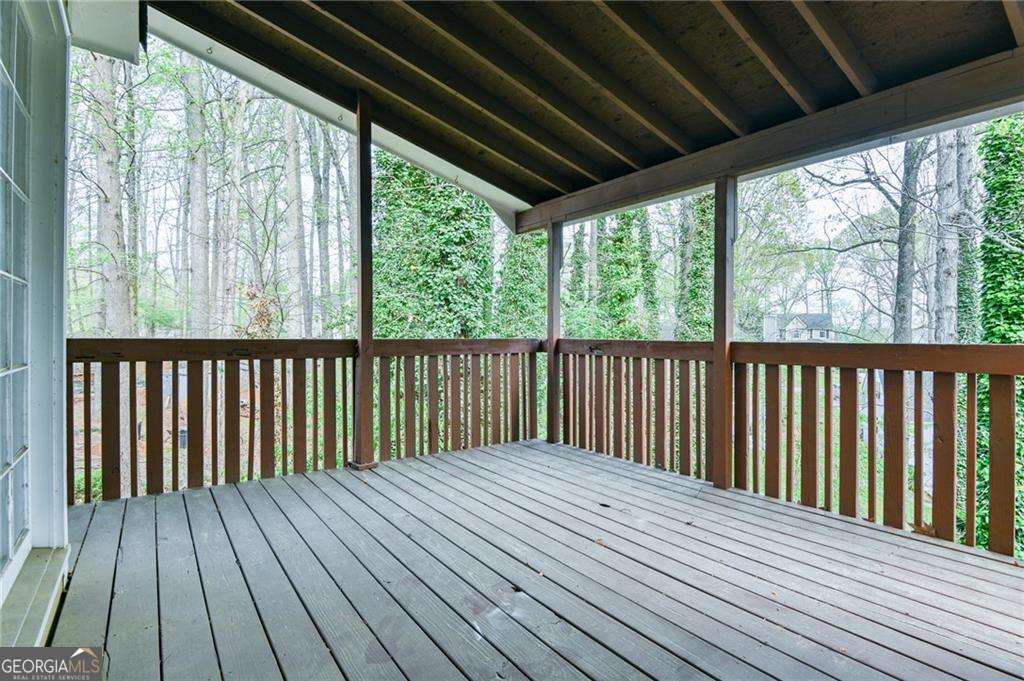 1810 Talbot Court Property Photo 31