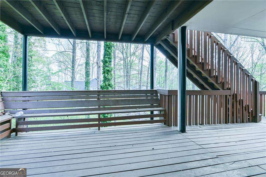1810 Talbot Court Property Photo 32