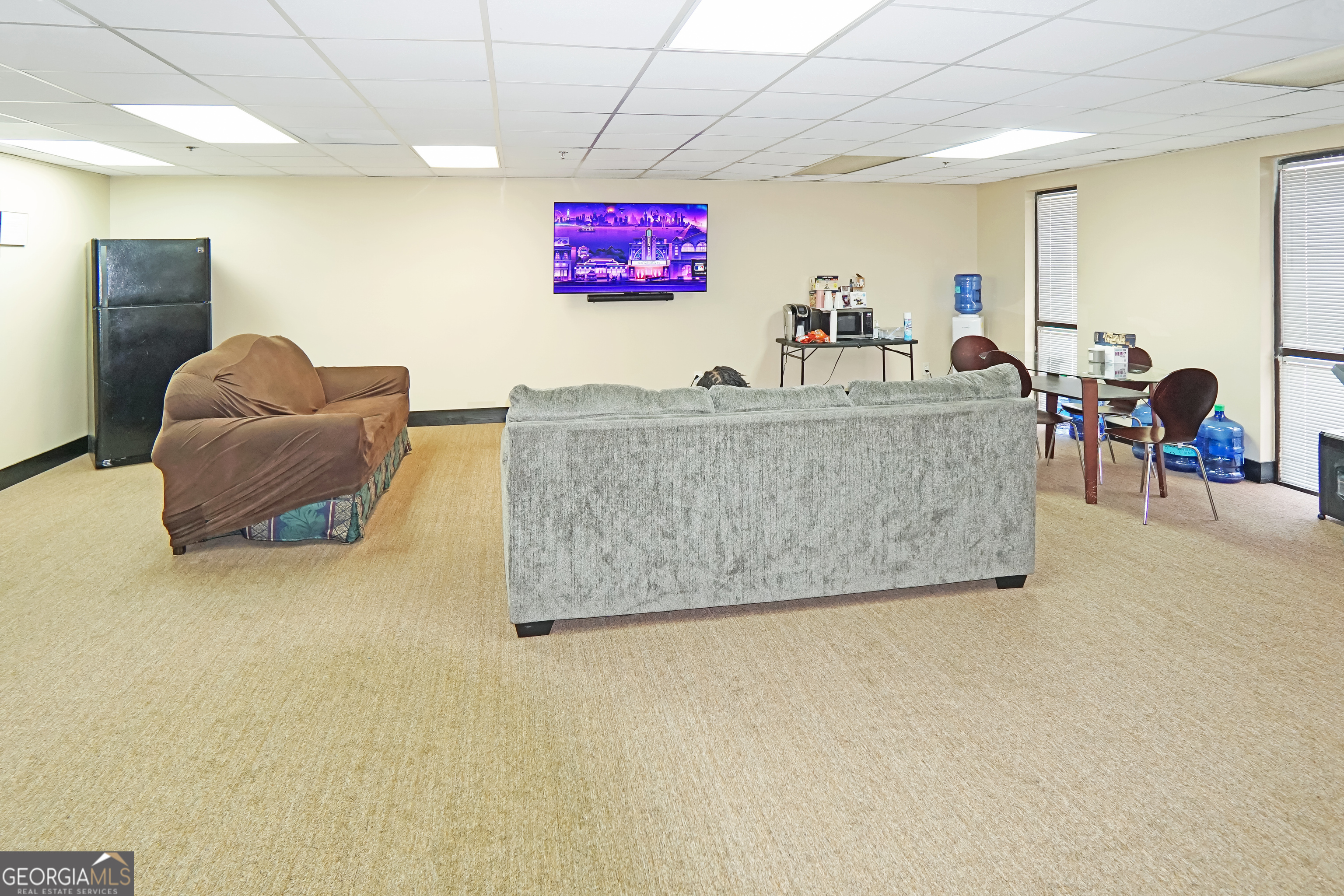 1560 Commercial Court Property Photo 19