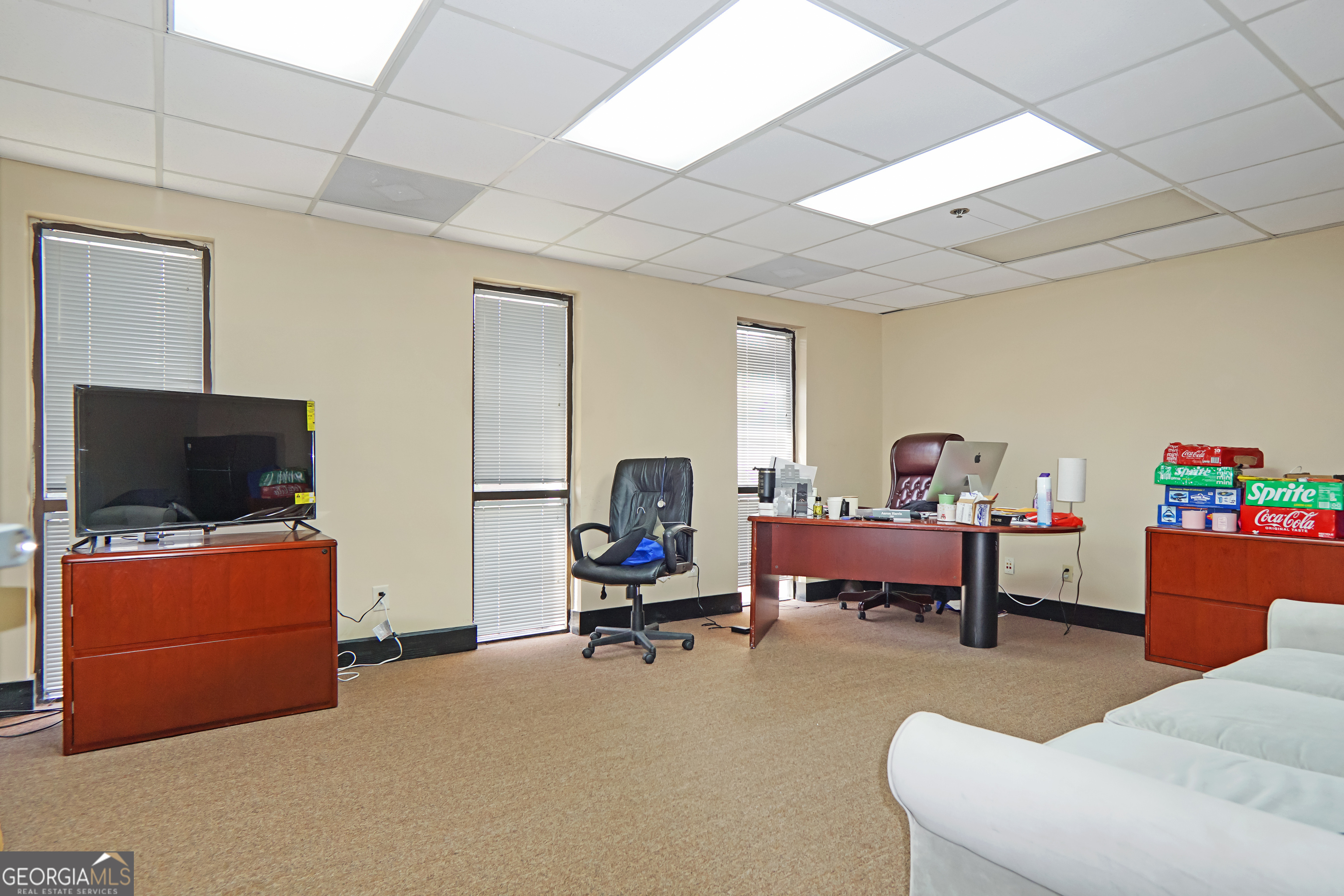 1560 Commercial Court Property Photo 20