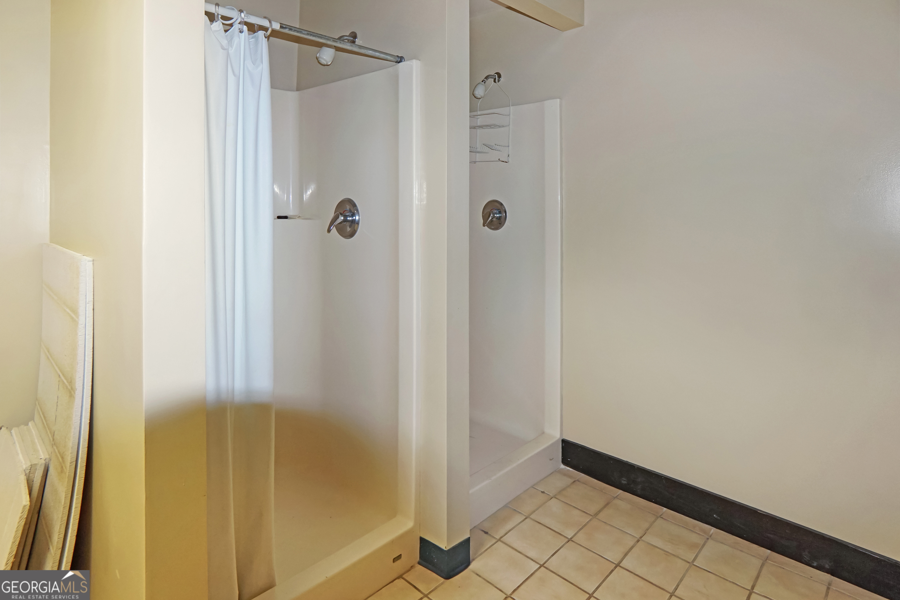 1560 Commercial Court Property Photo 27