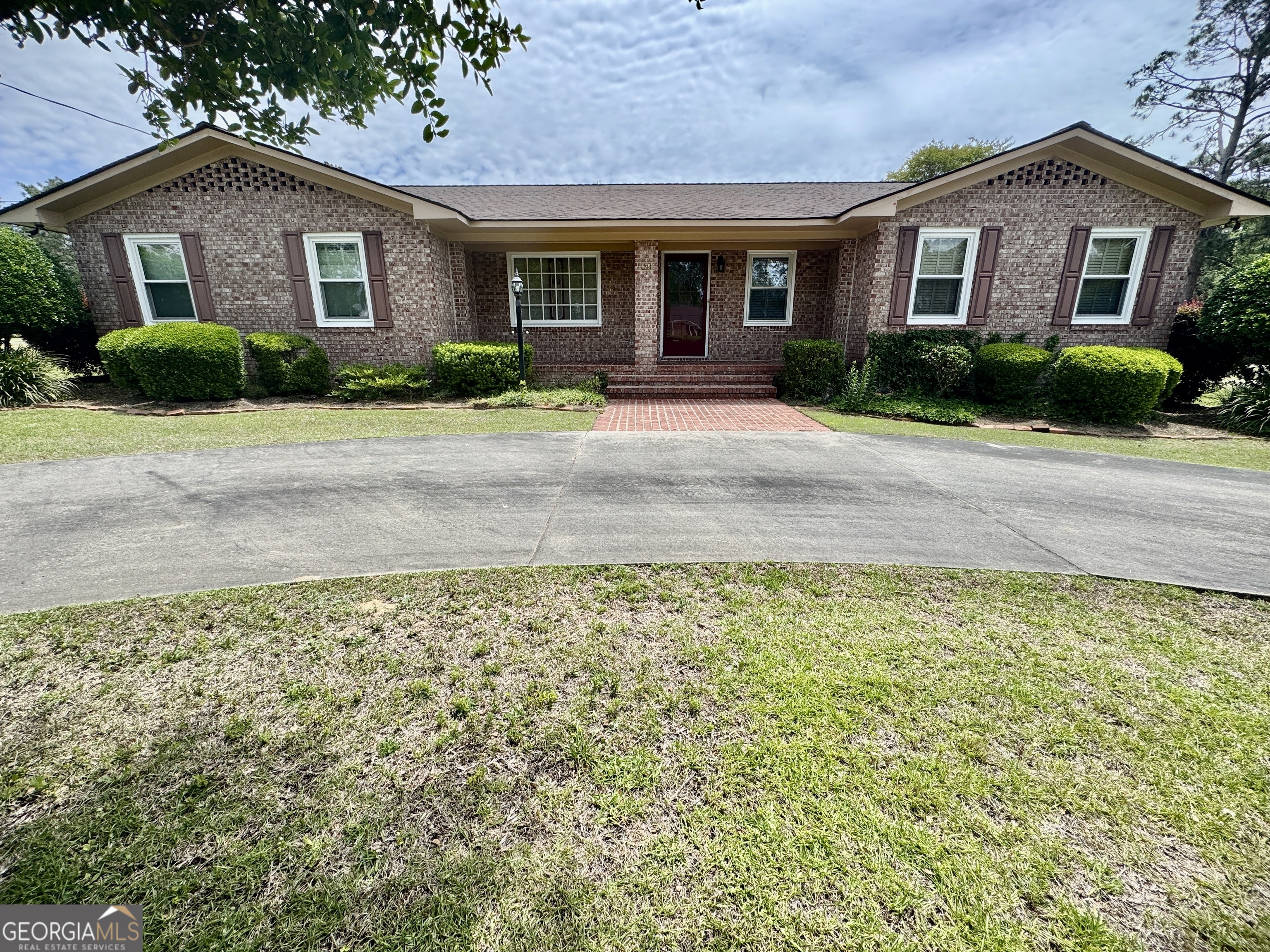 839 Golf Drive Property Photo 1