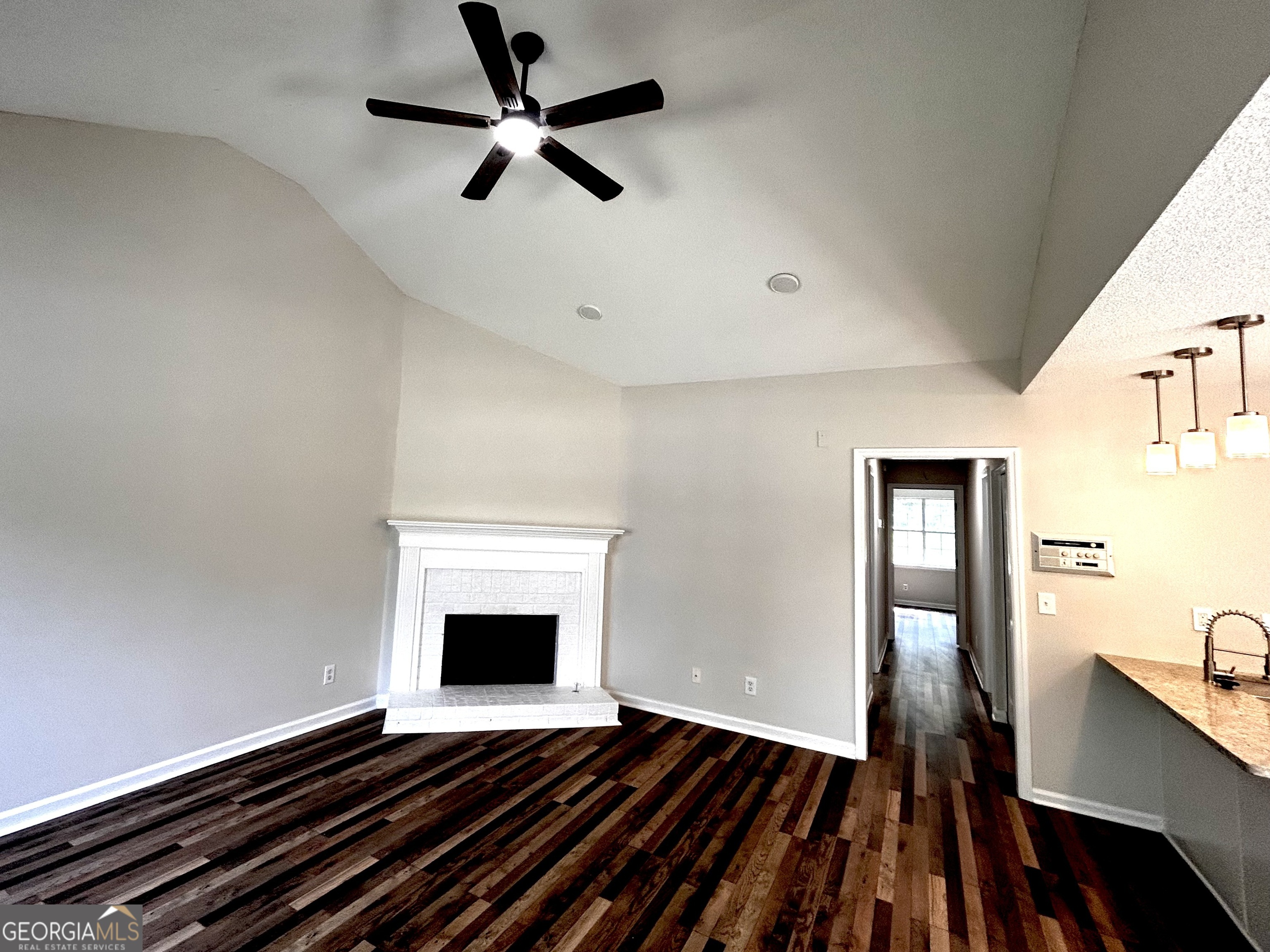 1864 Drew Circle Property Photo 11