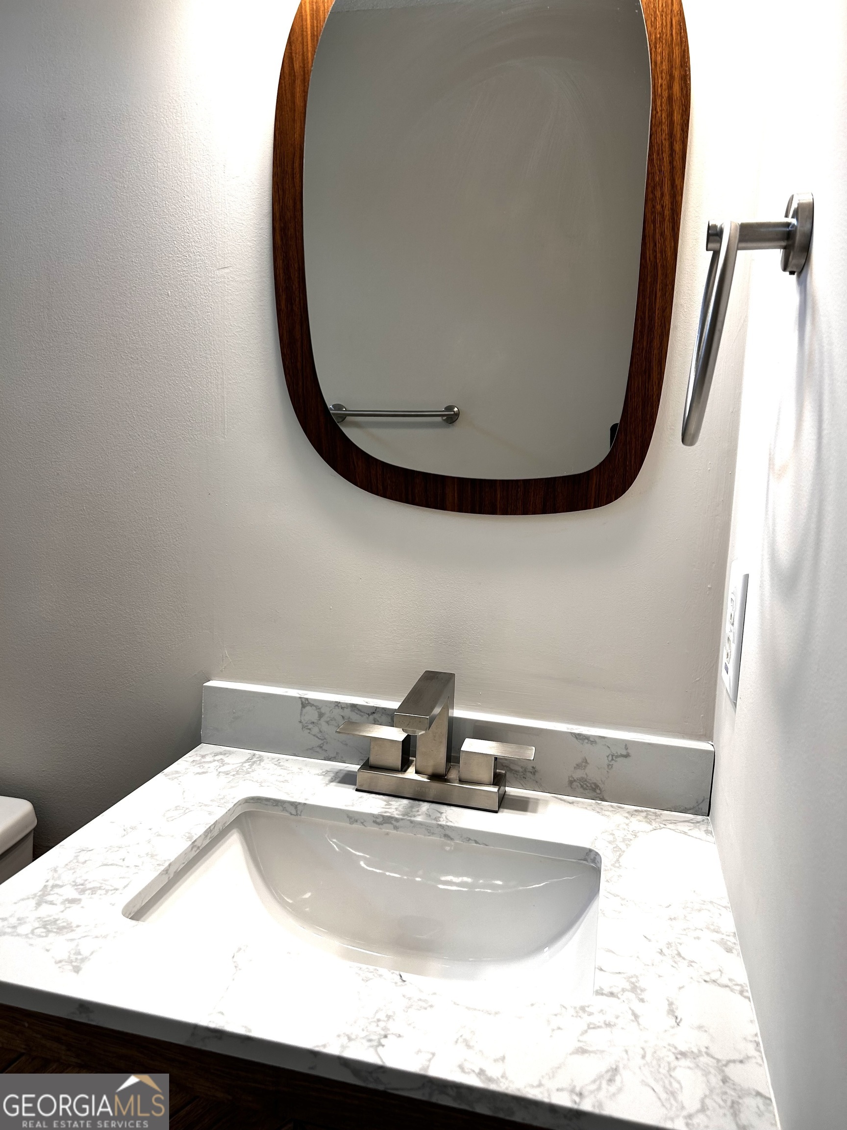 1864 Drew Circle Property Photo 16