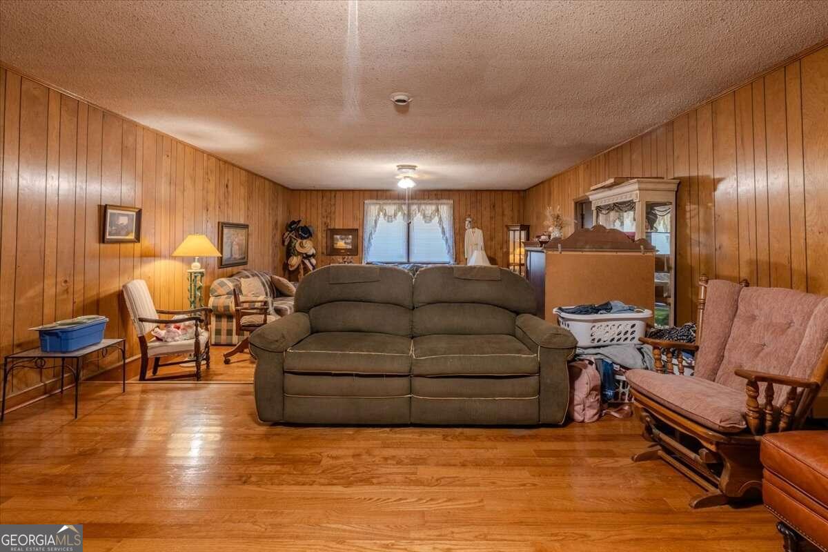 254 E Girard Avenue Property Photo 10
