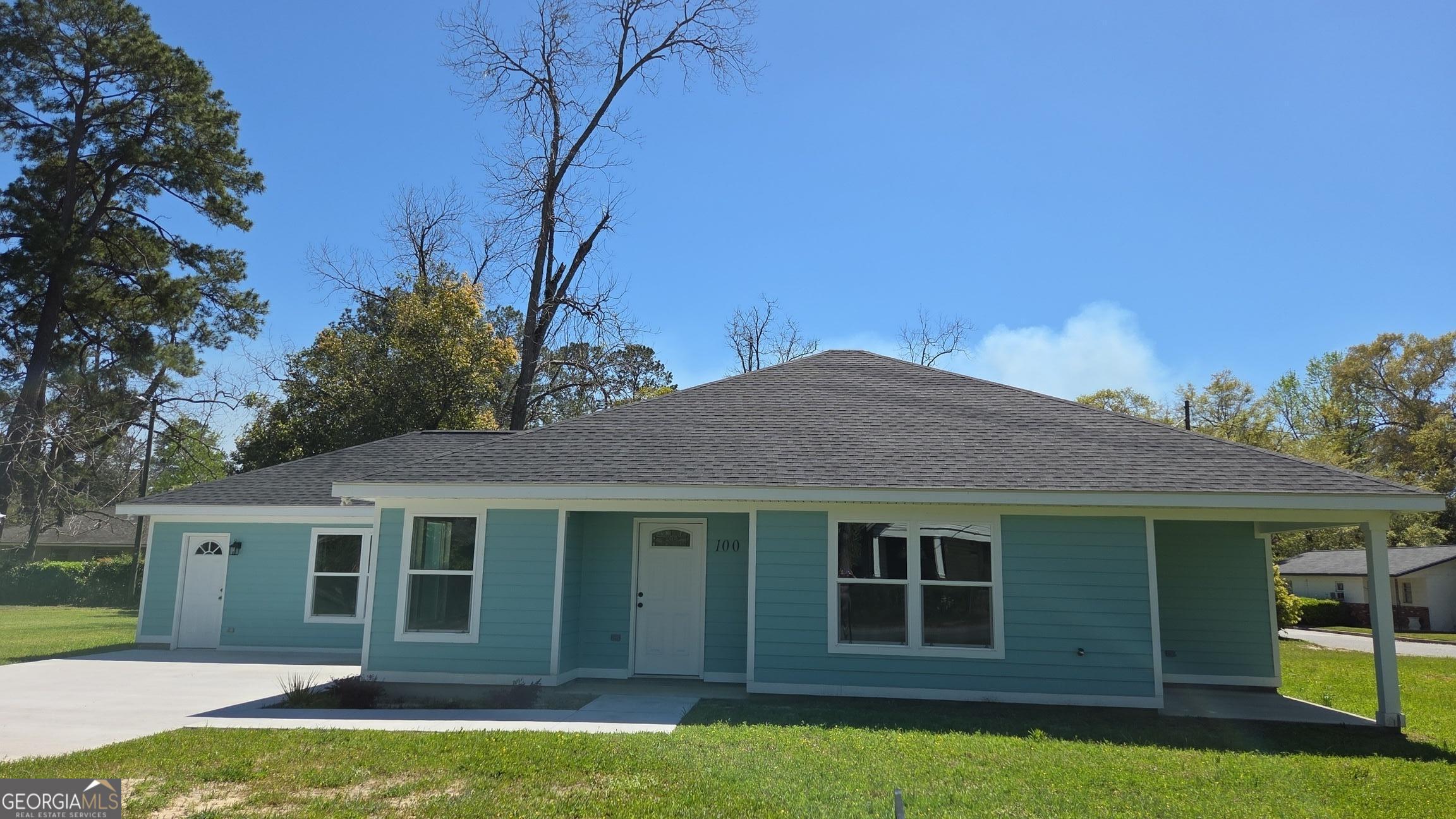 100 5th Avenue Property Photo 13