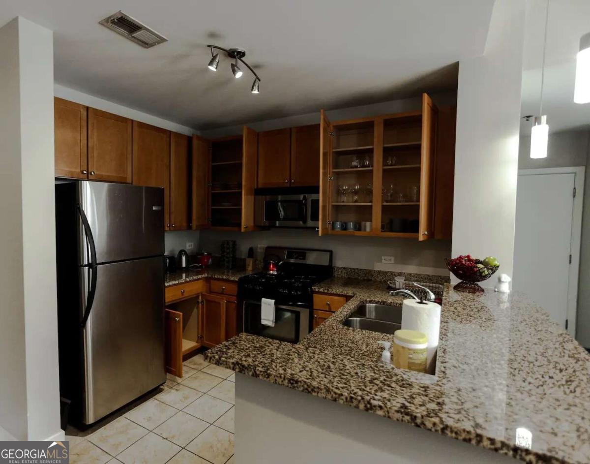 171 Auburn Avenue # 329 Property Photo 1