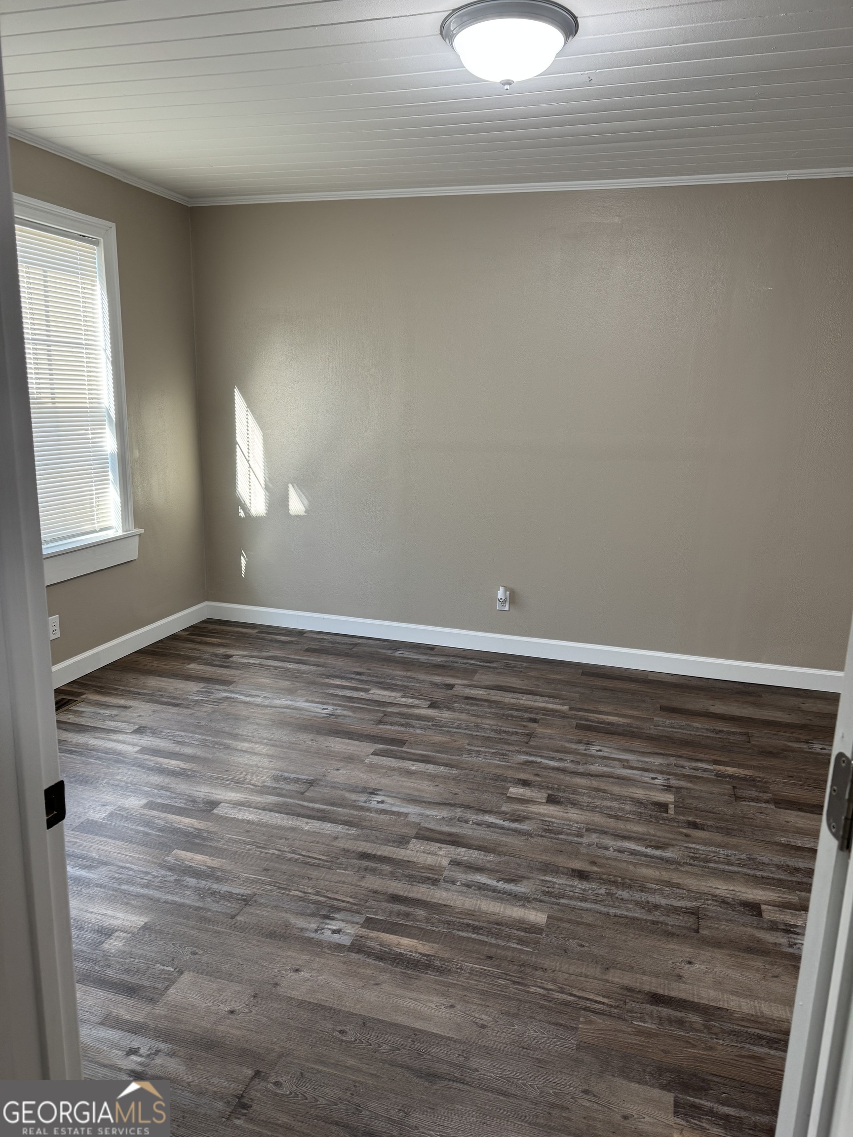 705 W 14th Avenue Property Photo 13