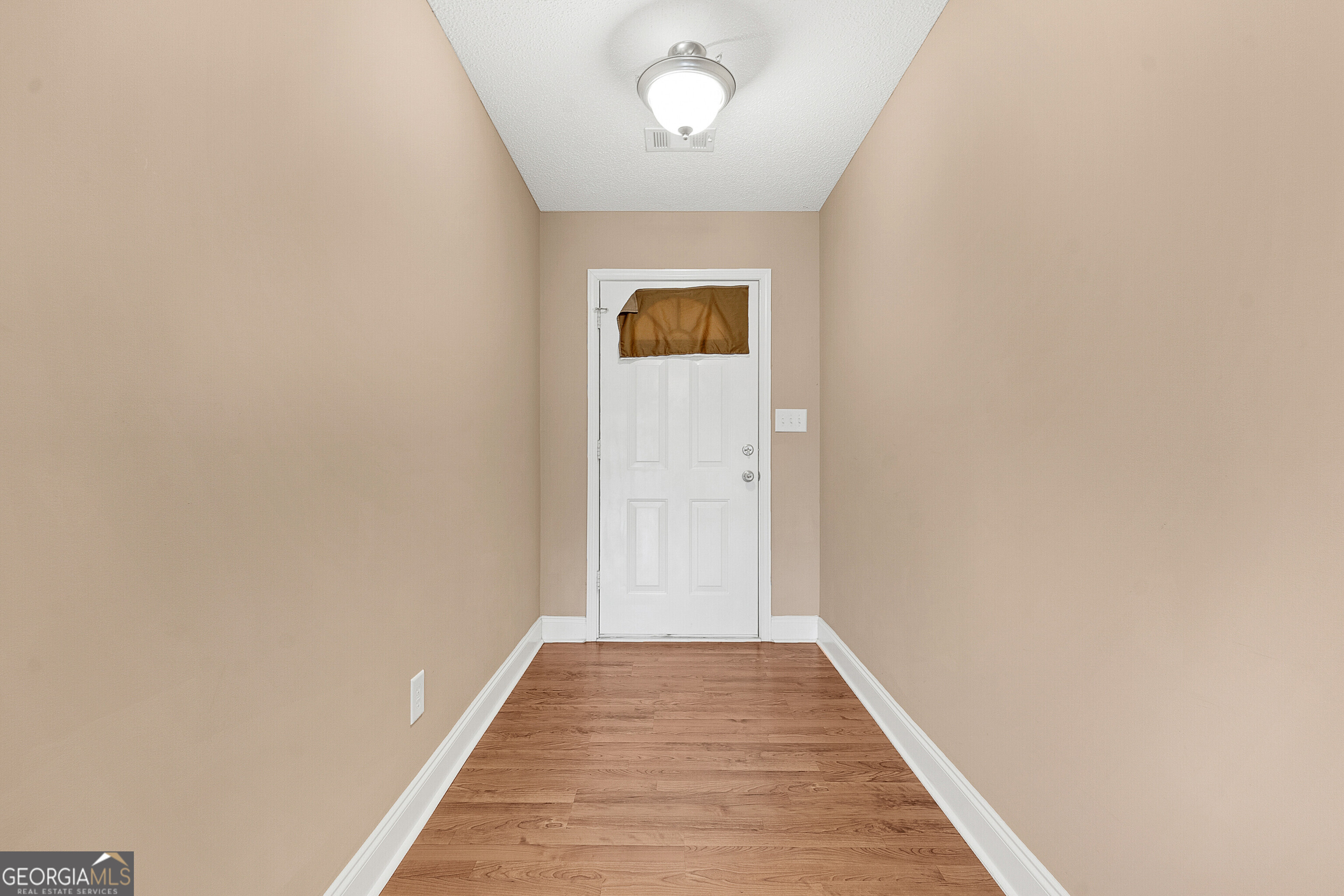 109 Oldfield Court Property Photo 4