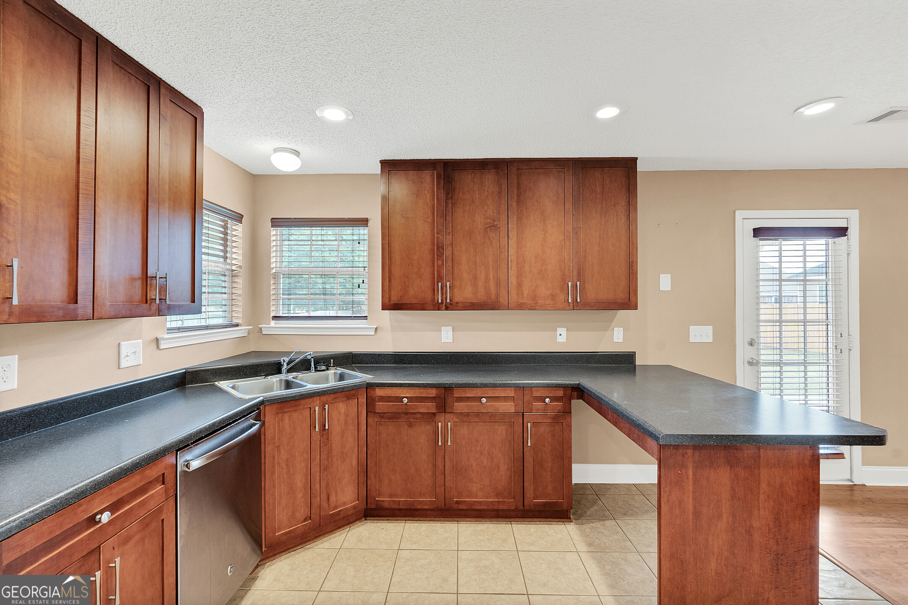 109 Oldfield Court Property Photo 18