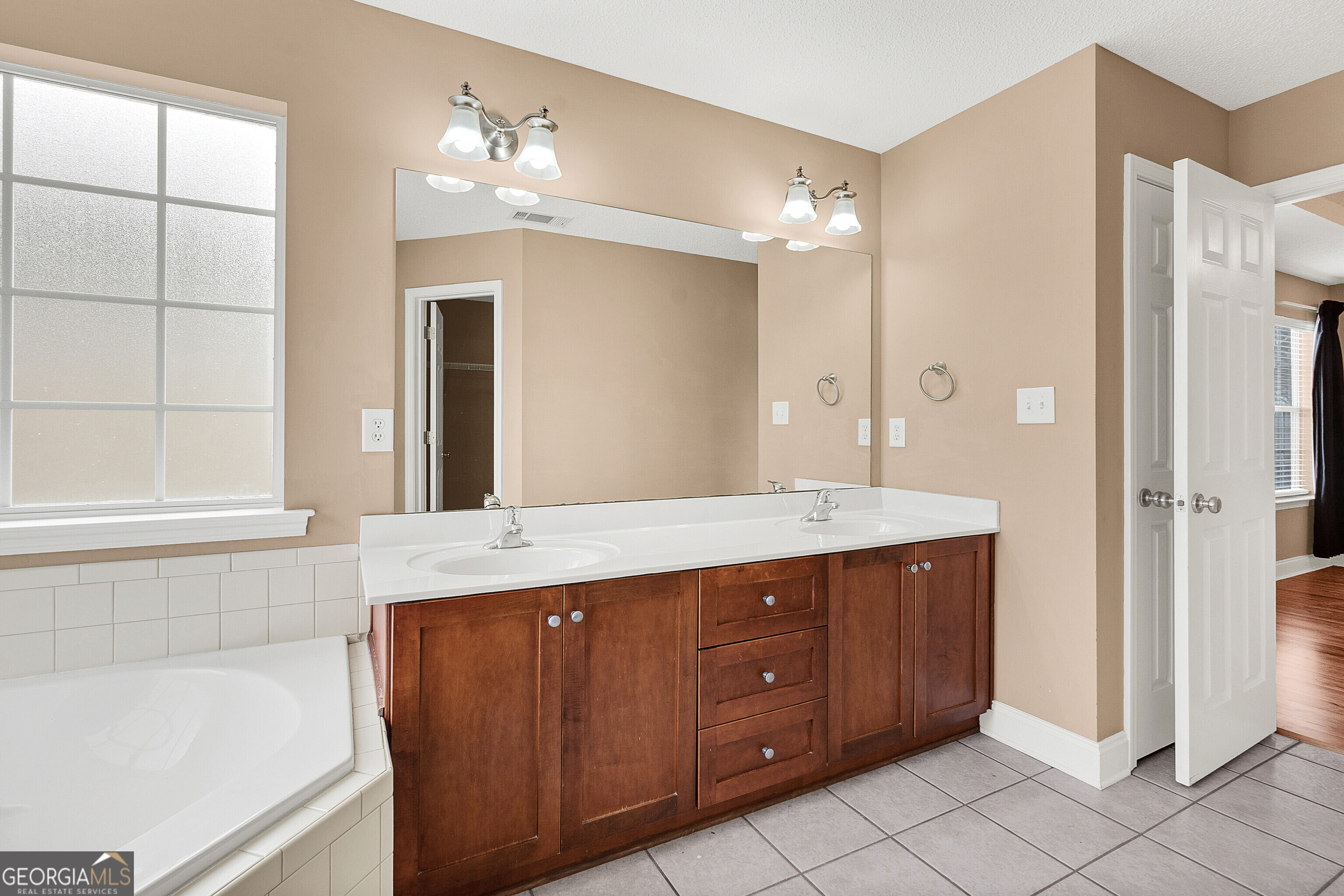 109 Oldfield Court Property Photo 26