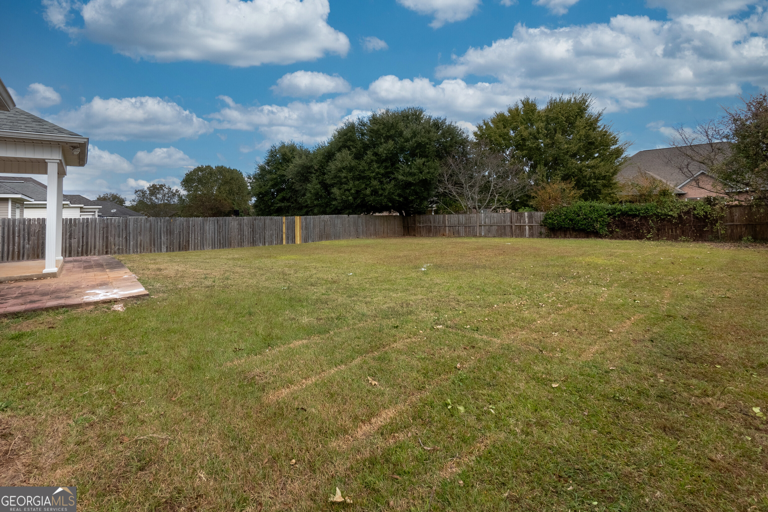 109 Oldfield Court Property Photo 39