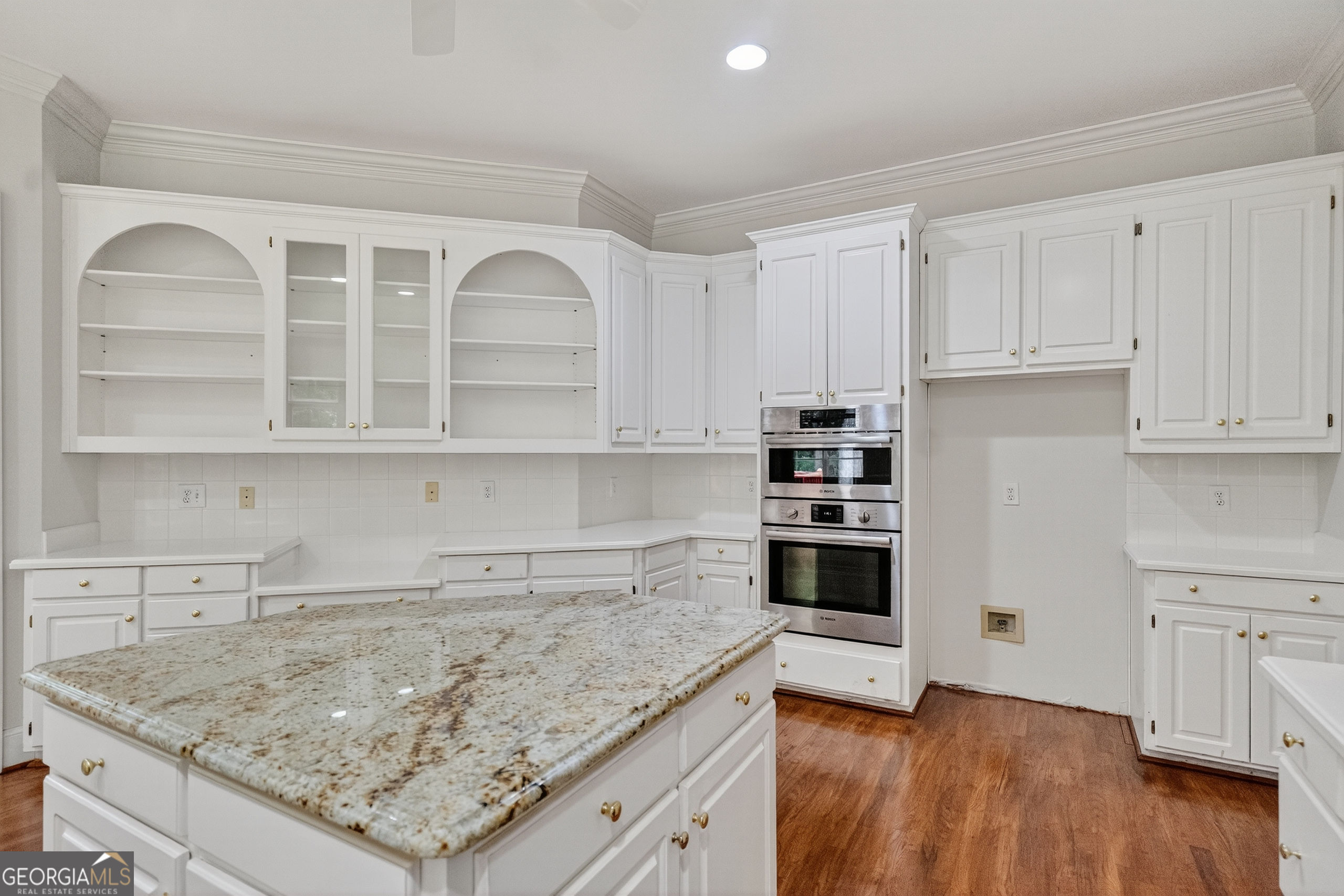 107 Windridge Property Photo 6