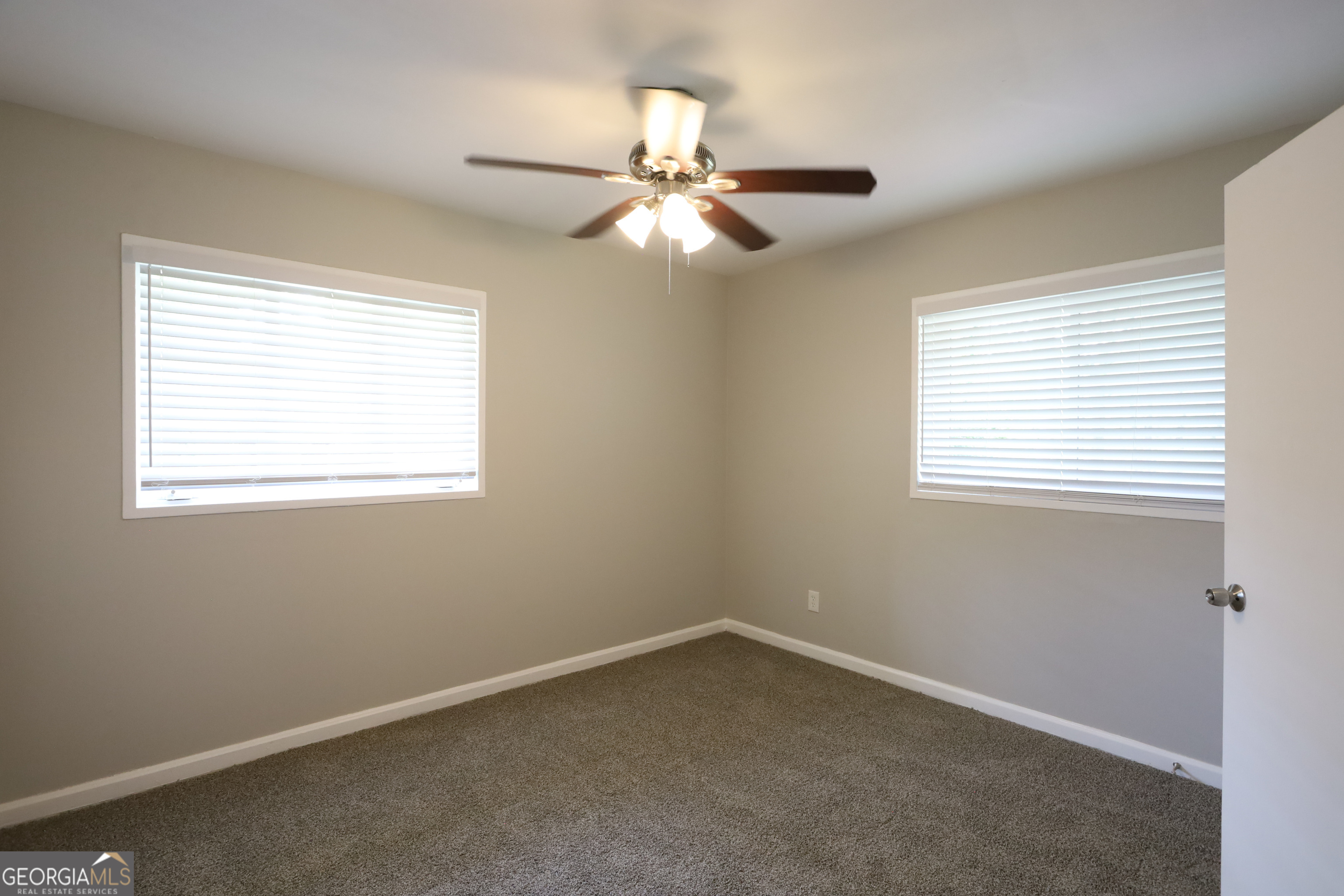 2830 Luther Drive Property Photo 8