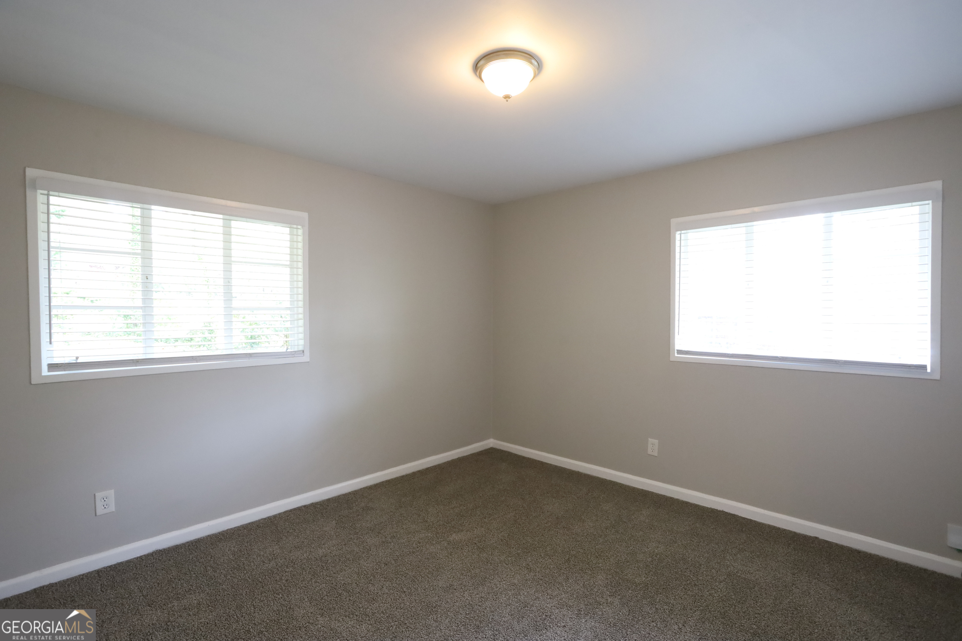 2830 Luther Drive Property Photo 9