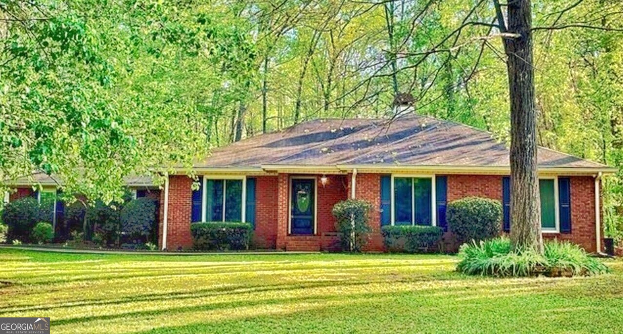 205 Olde Oak Drive Property Photo 1