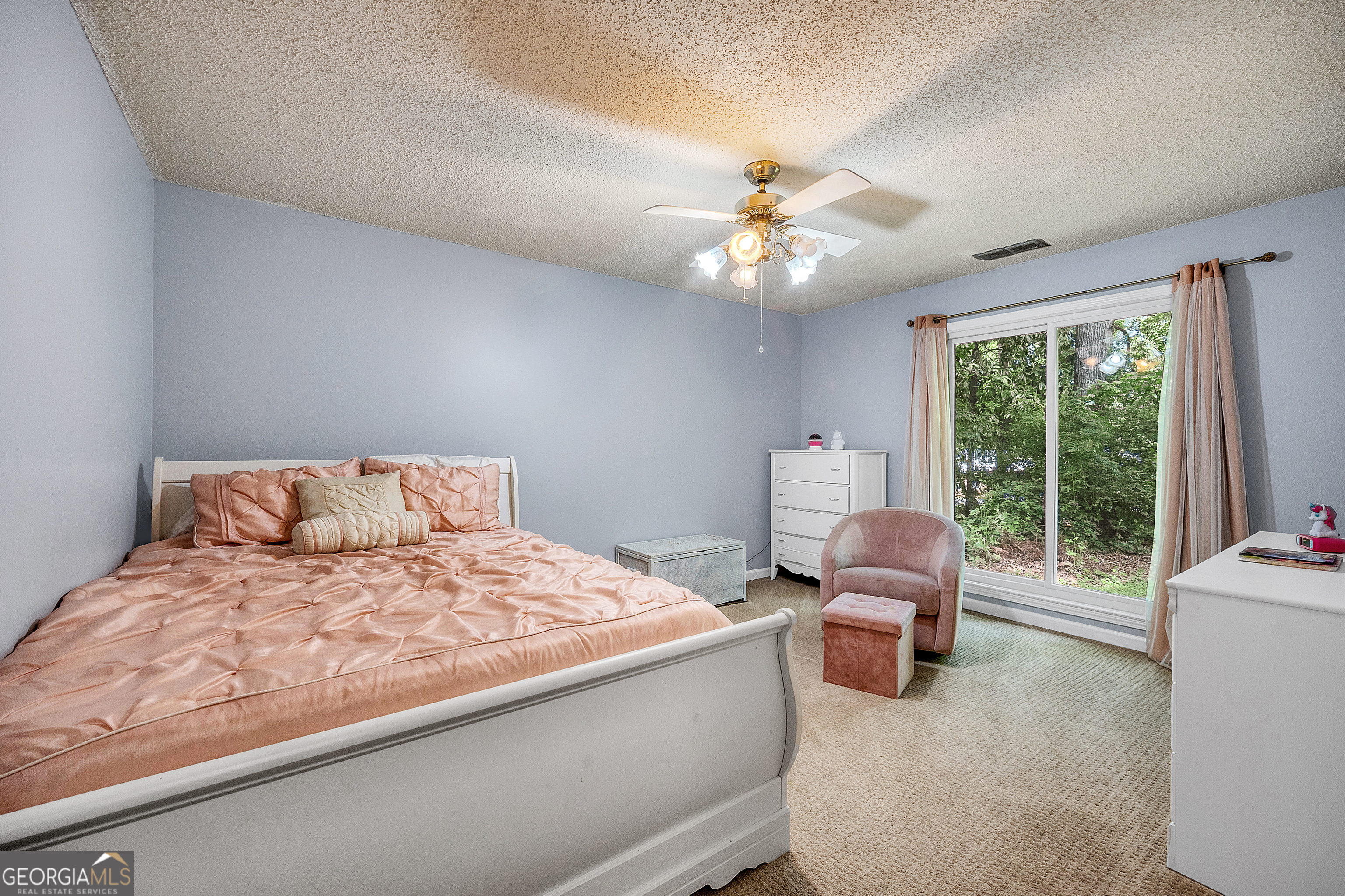 205 Olde Oak Drive Property Photo 17