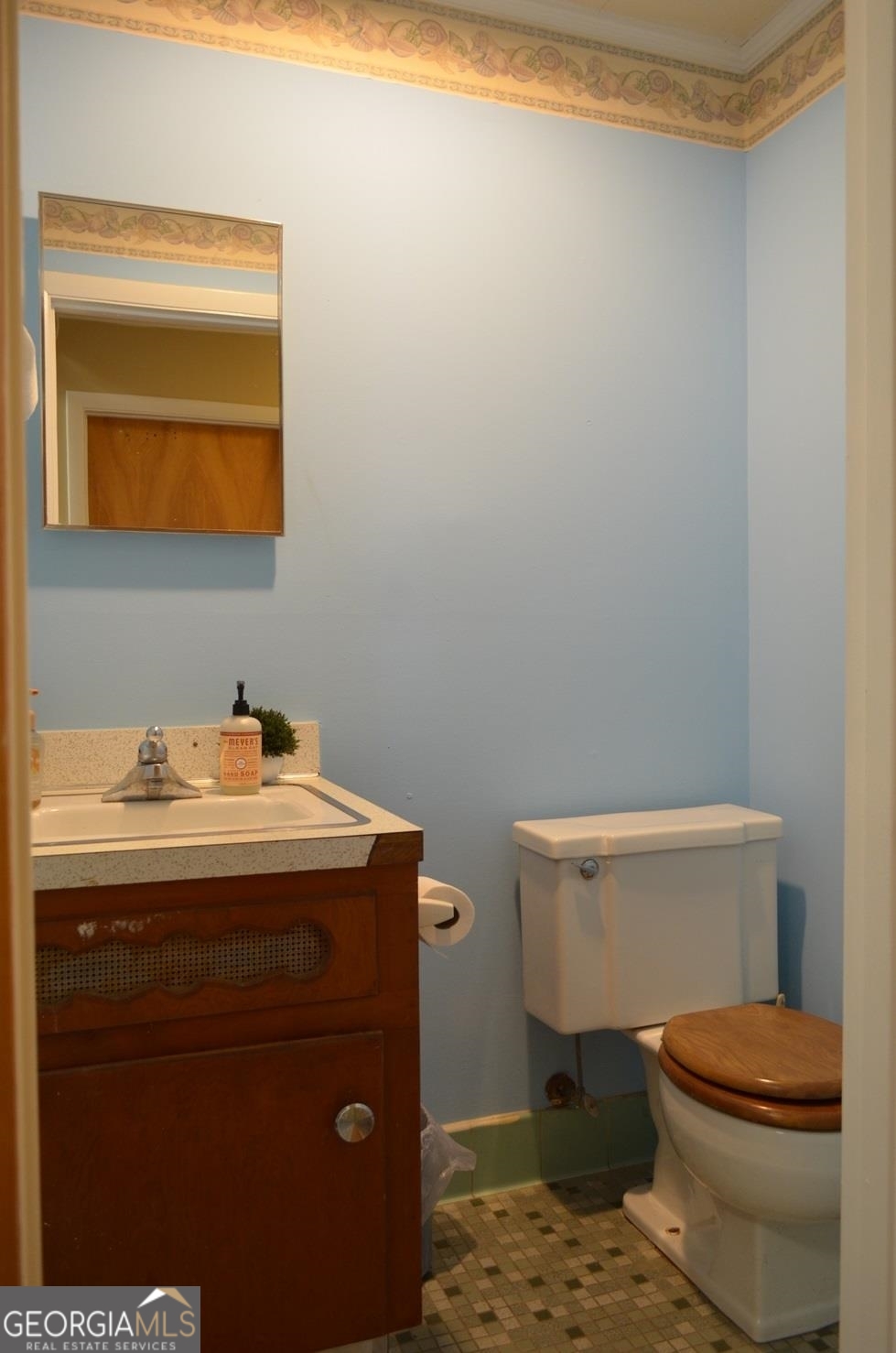 13 N Lee Street Property Photo 15