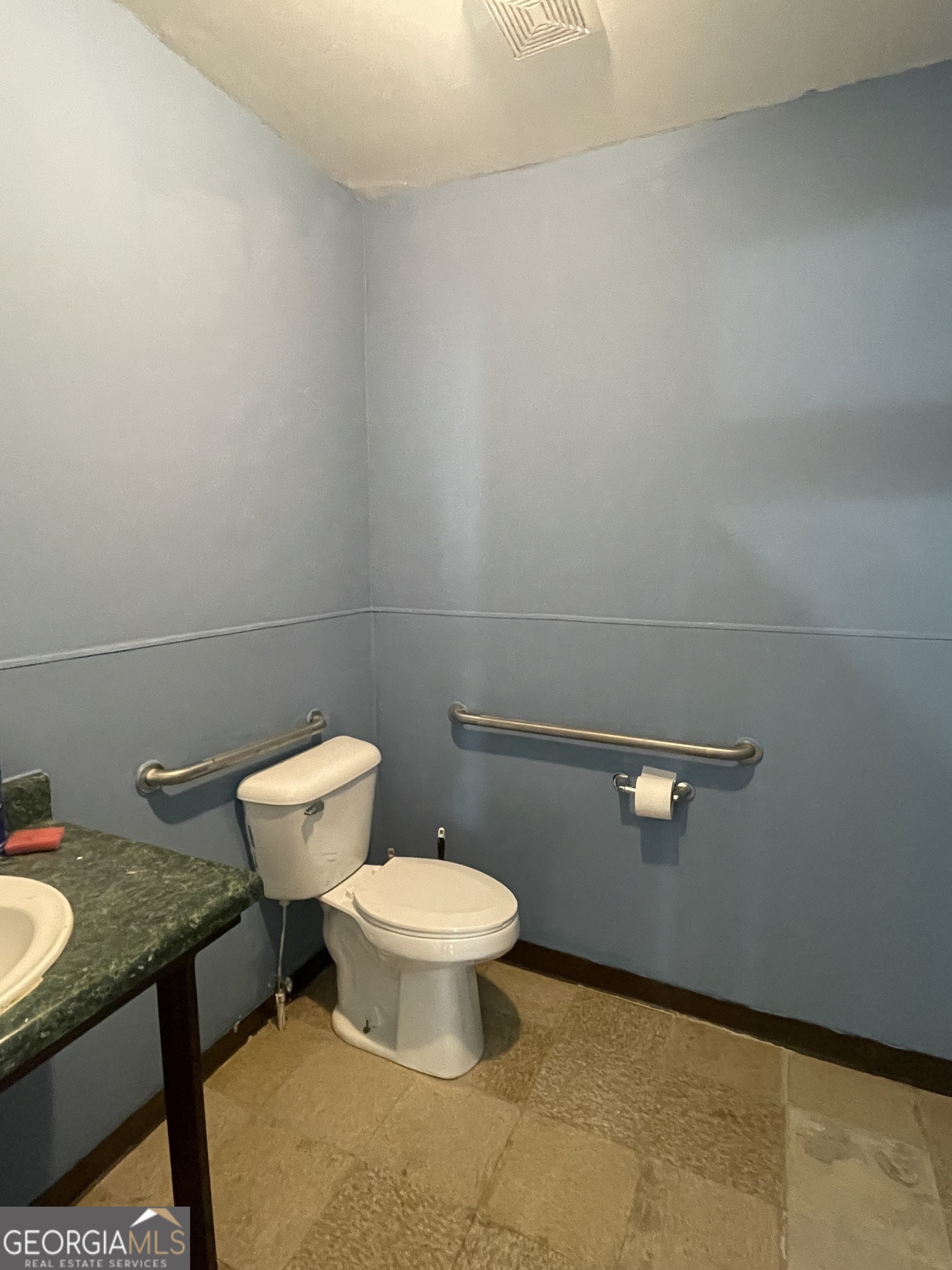 200 N Bethel Street Property Photo 23