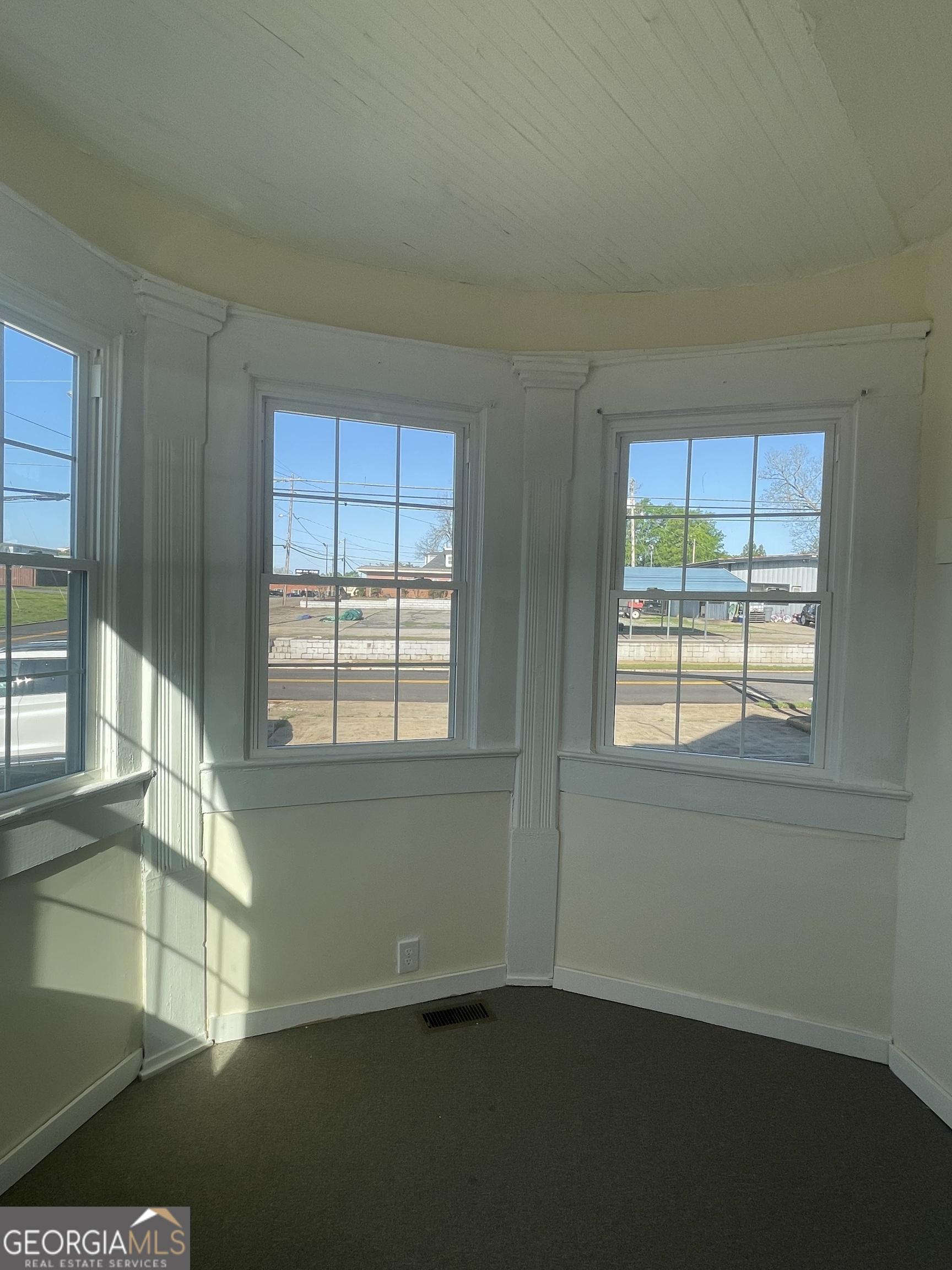 200 N Bethel Street Property Photo 27