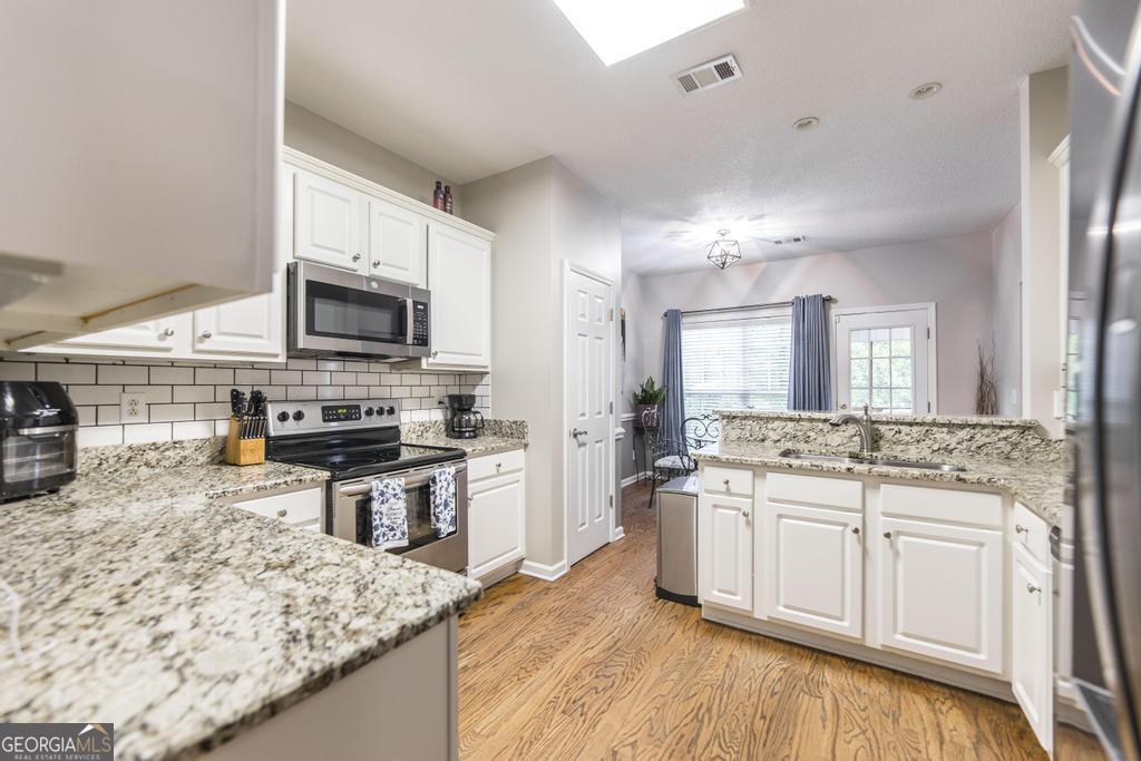 630 Millrun Court Property Photo 18